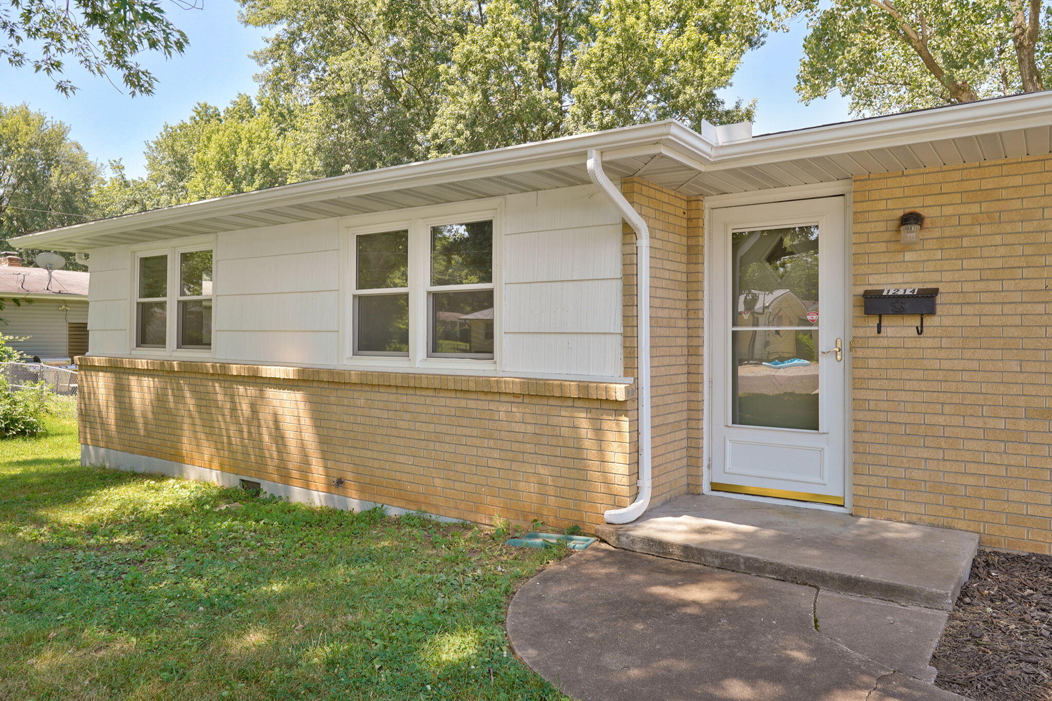 Photo 4 - Residential for sale – 1214  7th Street  Monett, MO