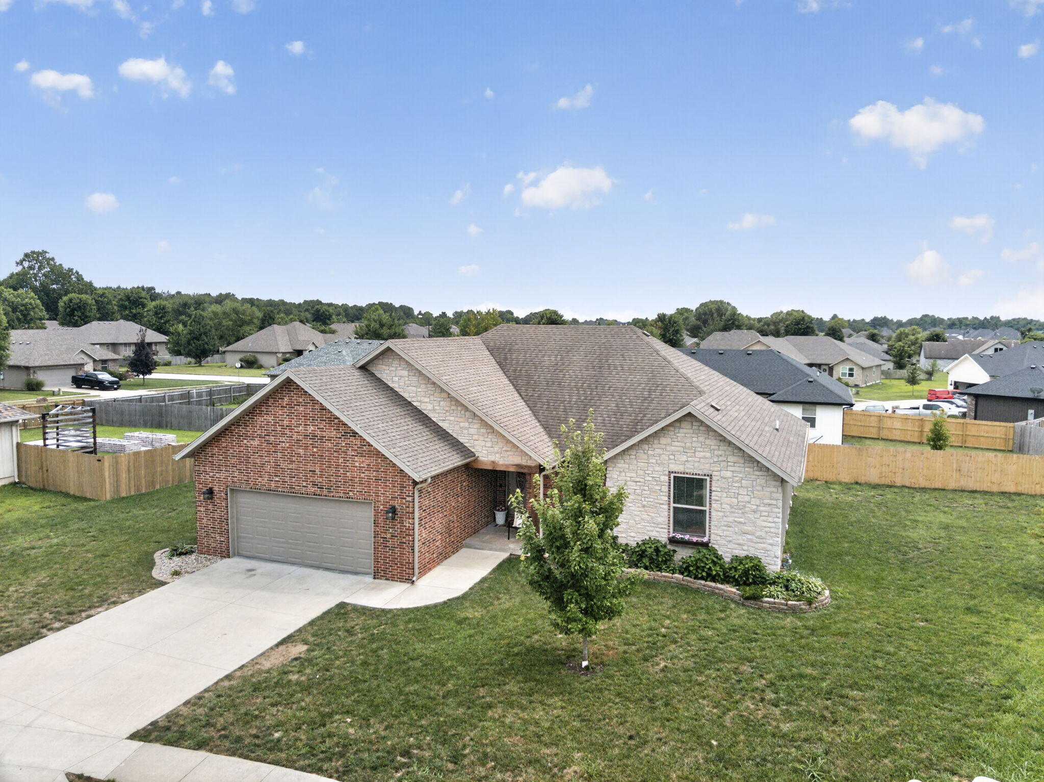 Photo 28 - Residential for sale – 1910 E Whetstone Drive  Ozark, MO