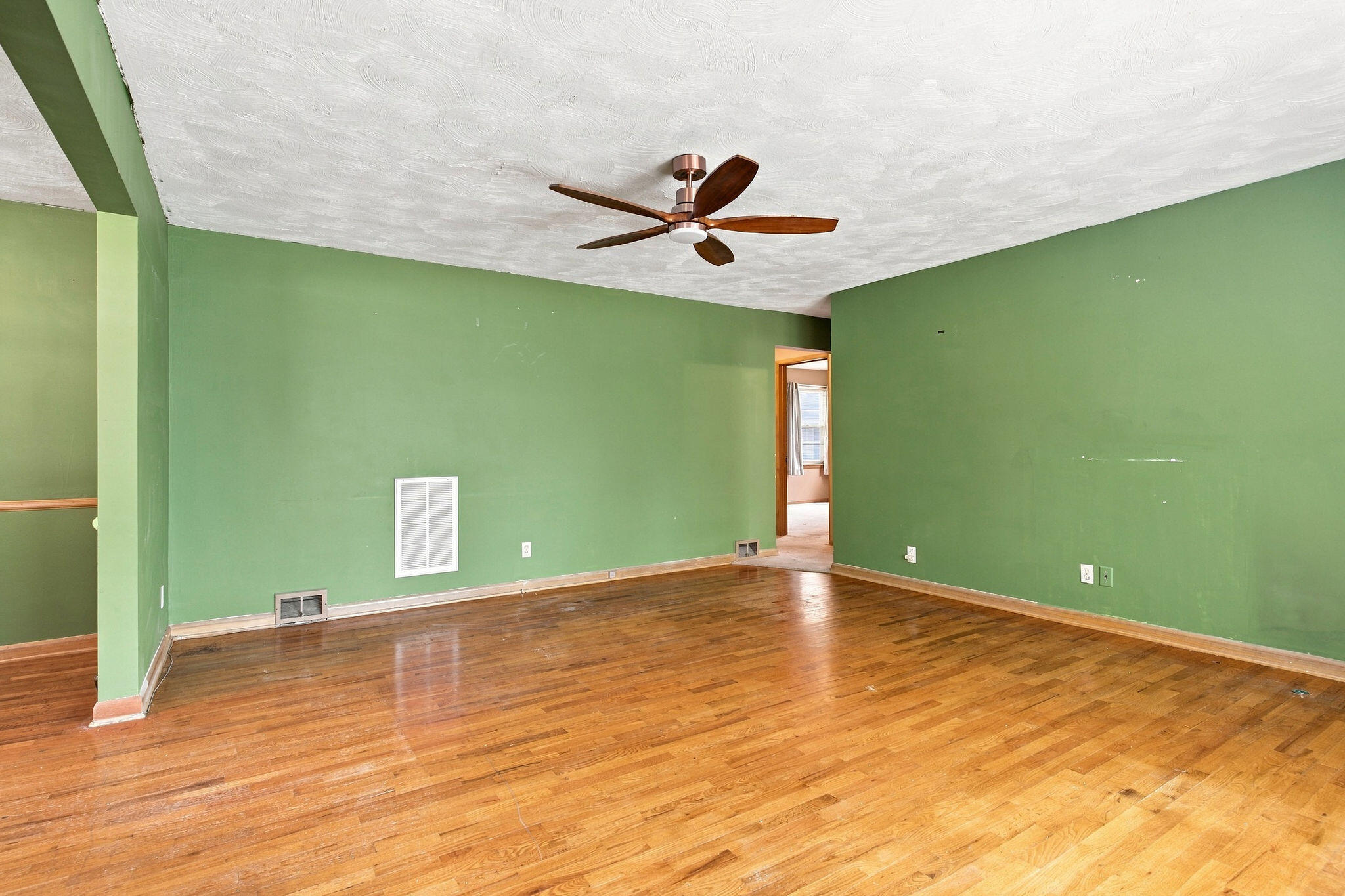Photo 7 - Residential for sale – 645 W Stanford Street  Springfield, MO