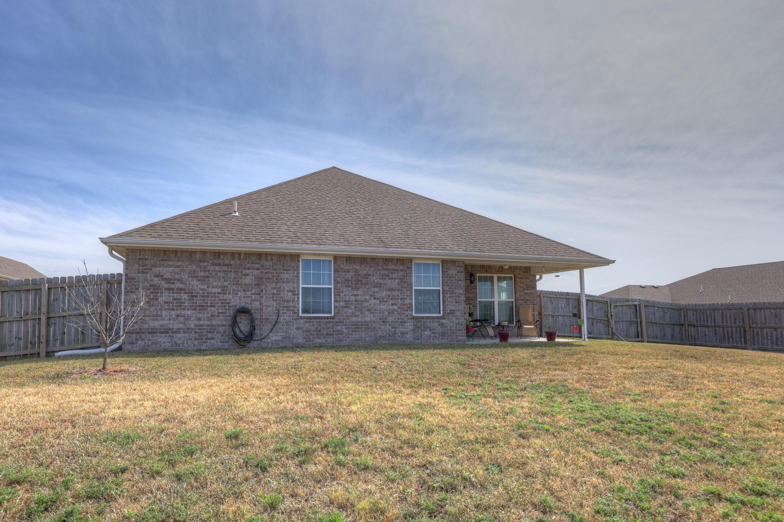 Photo 5 - Residential for sale – 2764  Annelise Lane  Joplin, MO