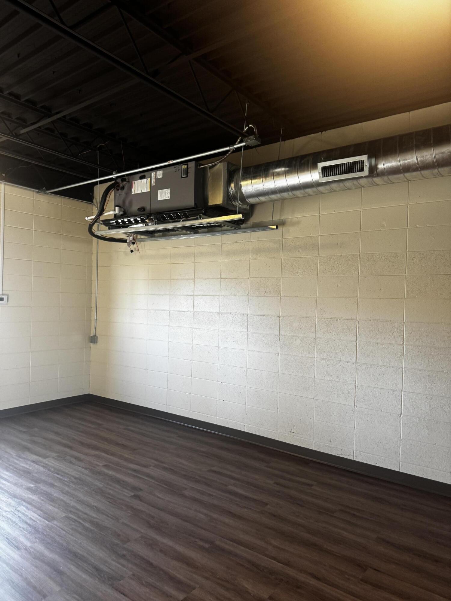 Photo 11 - Commercial Lease for sale – 110  Kimberling City Center Lane  Kimberling City, MO