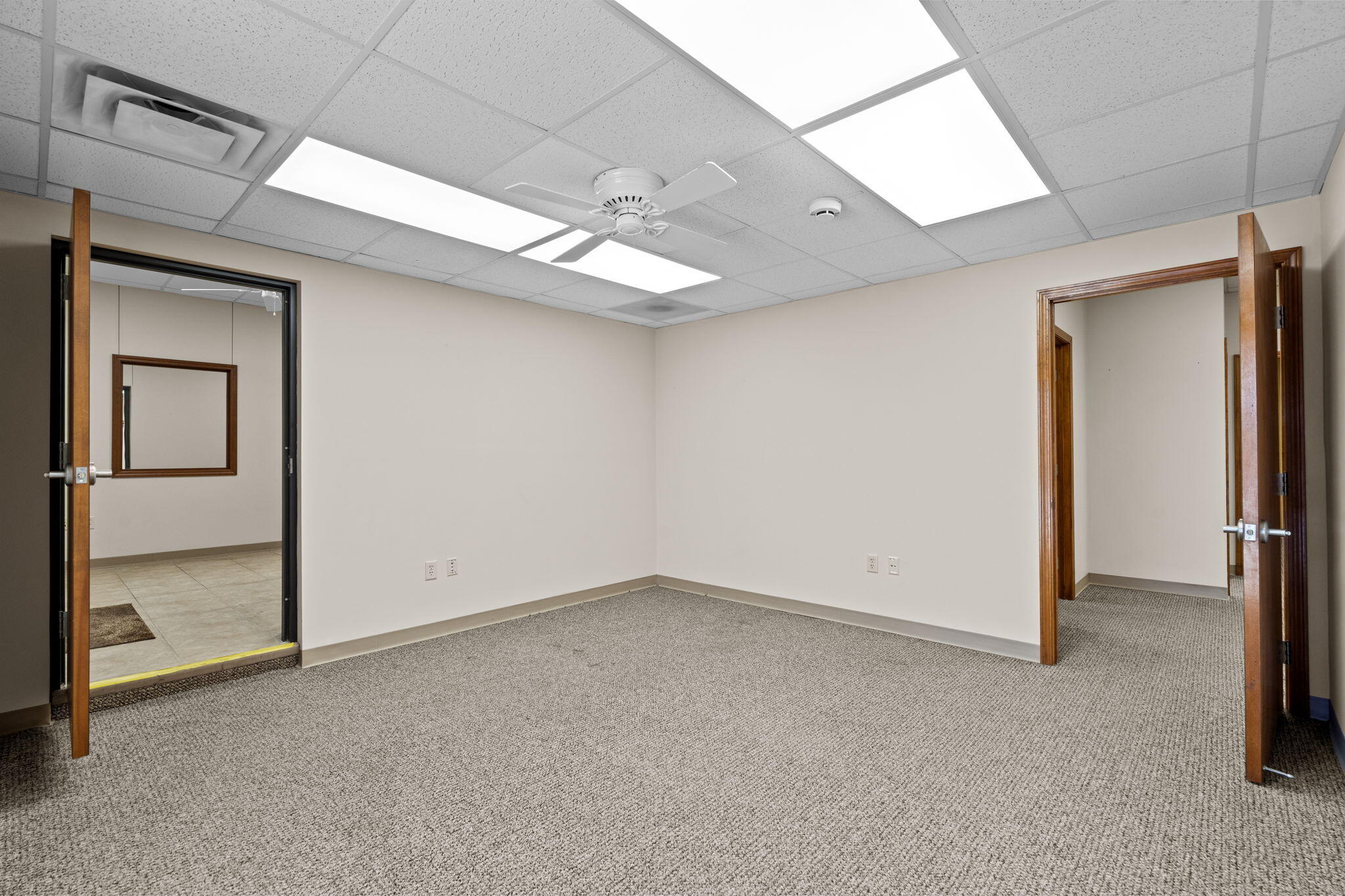 Photo 8 - Commercial Lease for sale – 311 N Waverly Avenue  Springfield, MO