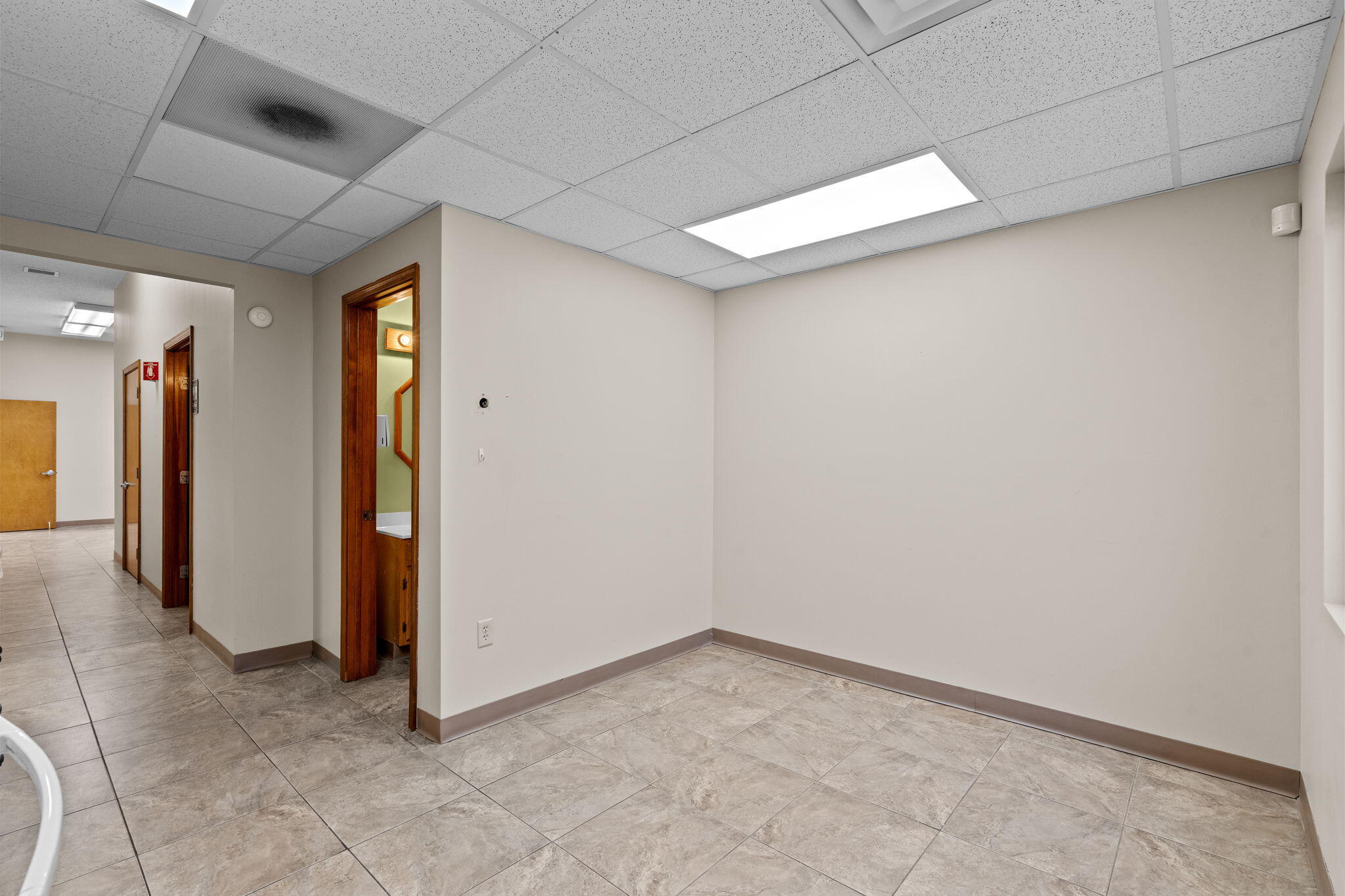 Photo 26 - Commercial Lease for sale – 311 N Waverly Avenue  Springfield, MO