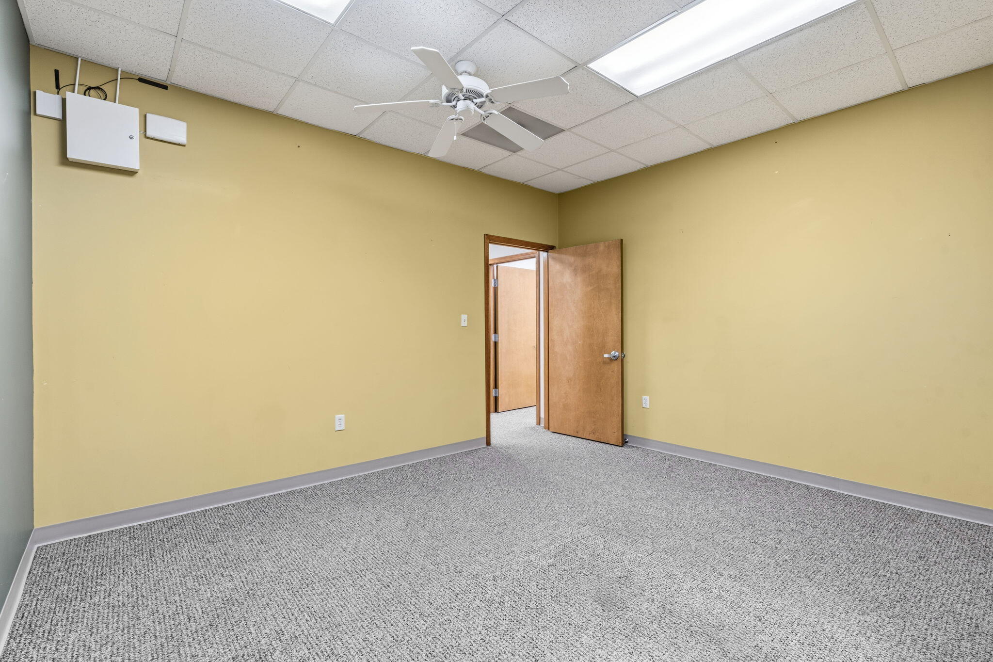 Photo 23 - Commercial Lease for sale – 311 N Waverly Avenue  Springfield, MO