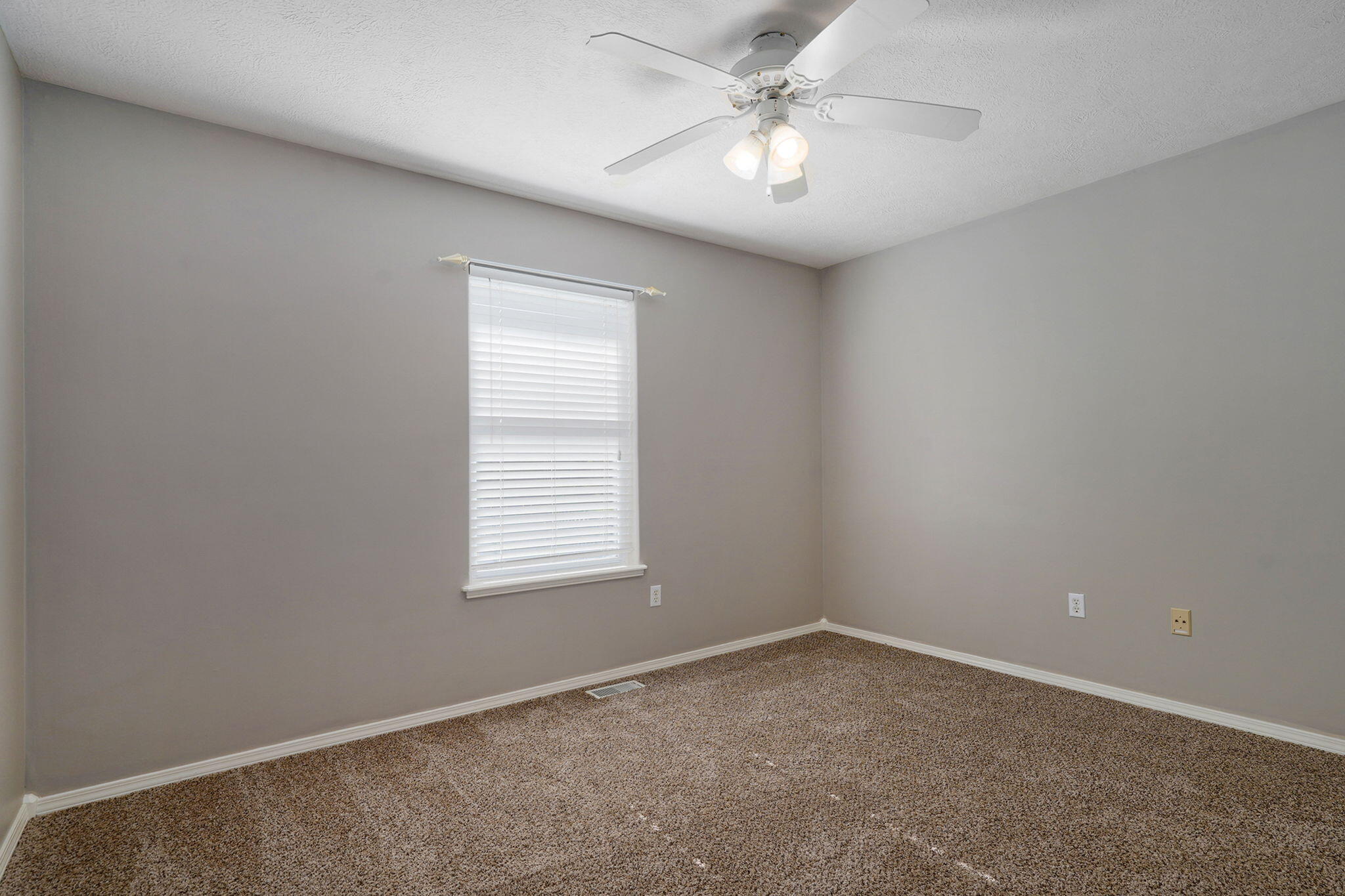 Photo 26 - Residential for sale – 5134 S Sterling Court  Springfield, MO