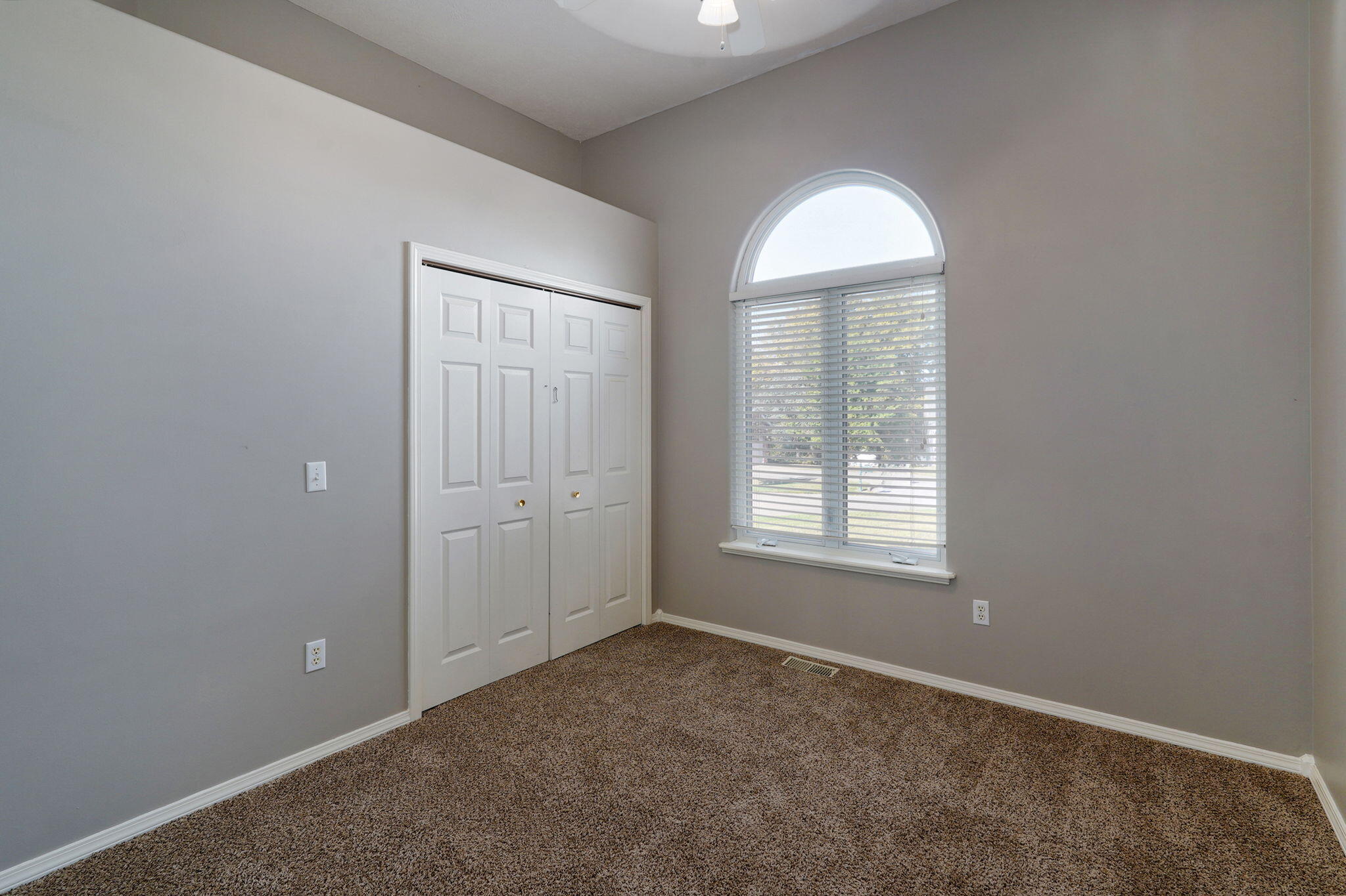 Photo 16 - Residential for sale – 5134 S Sterling Court  Springfield, MO
