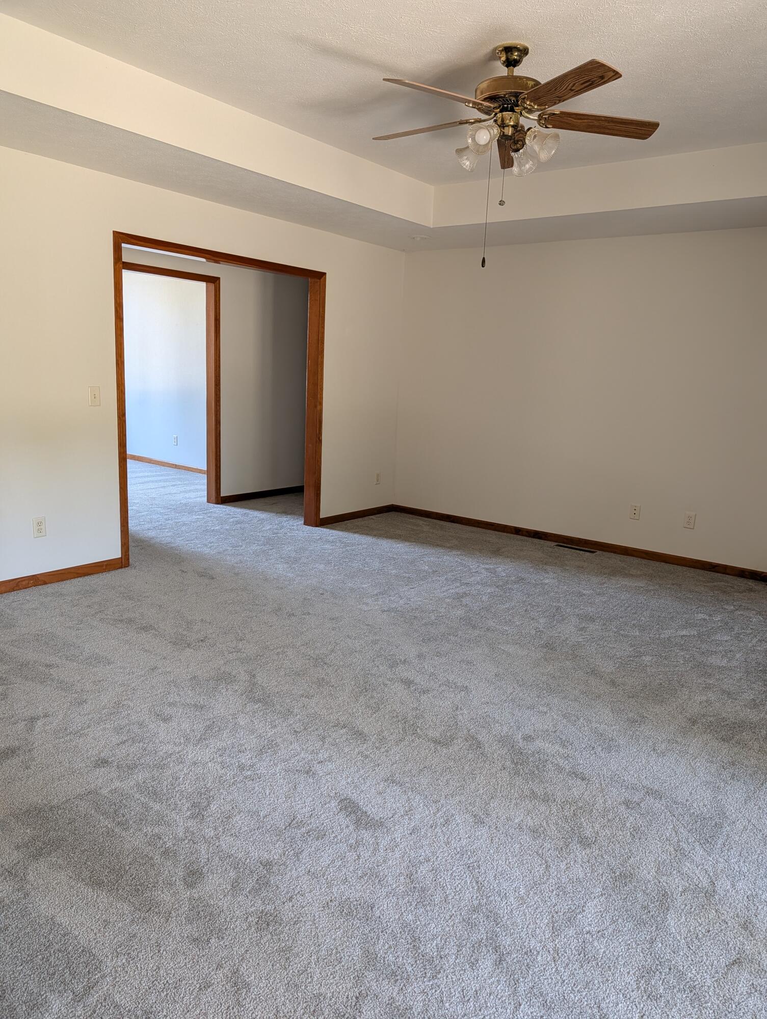 Photo 7 - Residential for sale – 1391 S Meadow Lane  Bolivar, MO