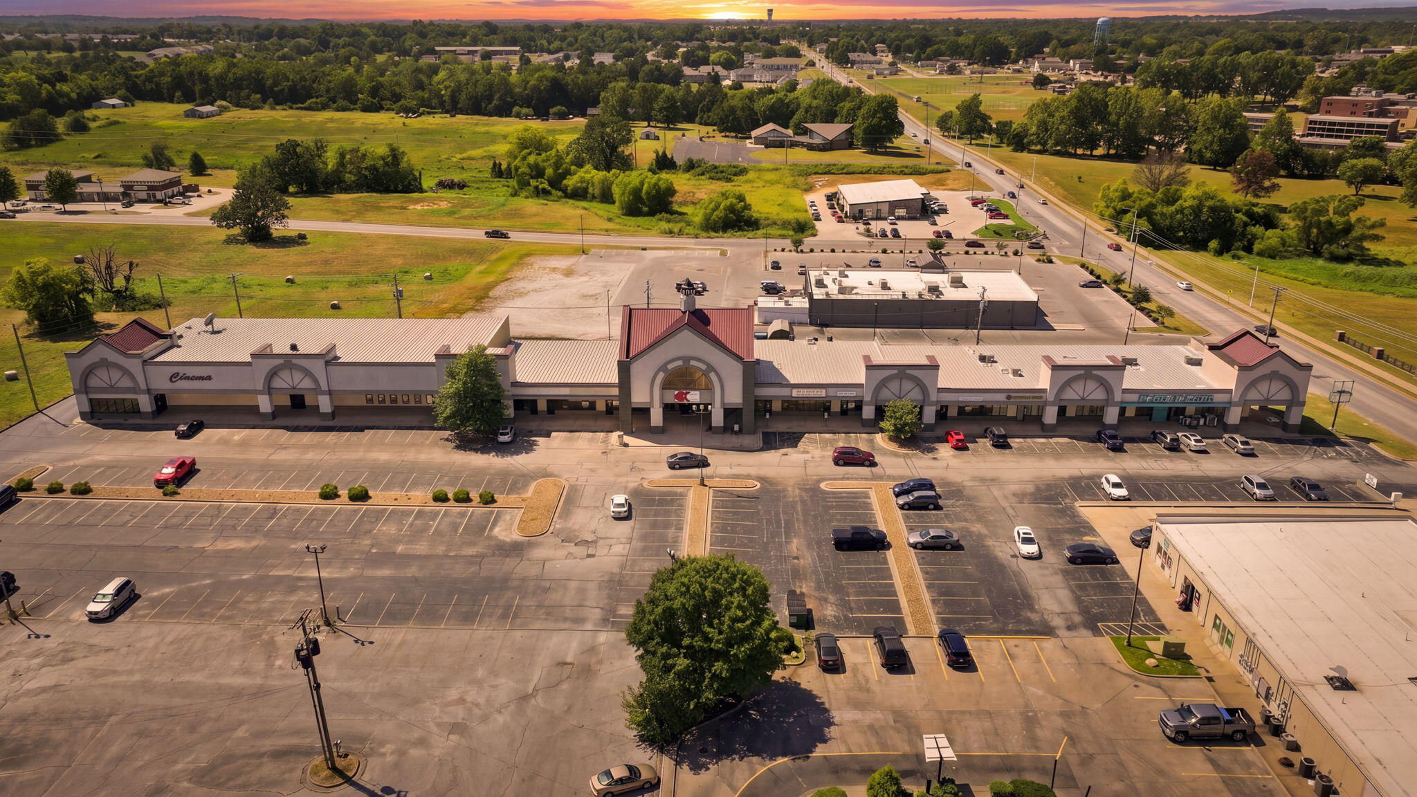 Commercial Sale for sale – 800 E Aldrich Road  Bolivar, MO