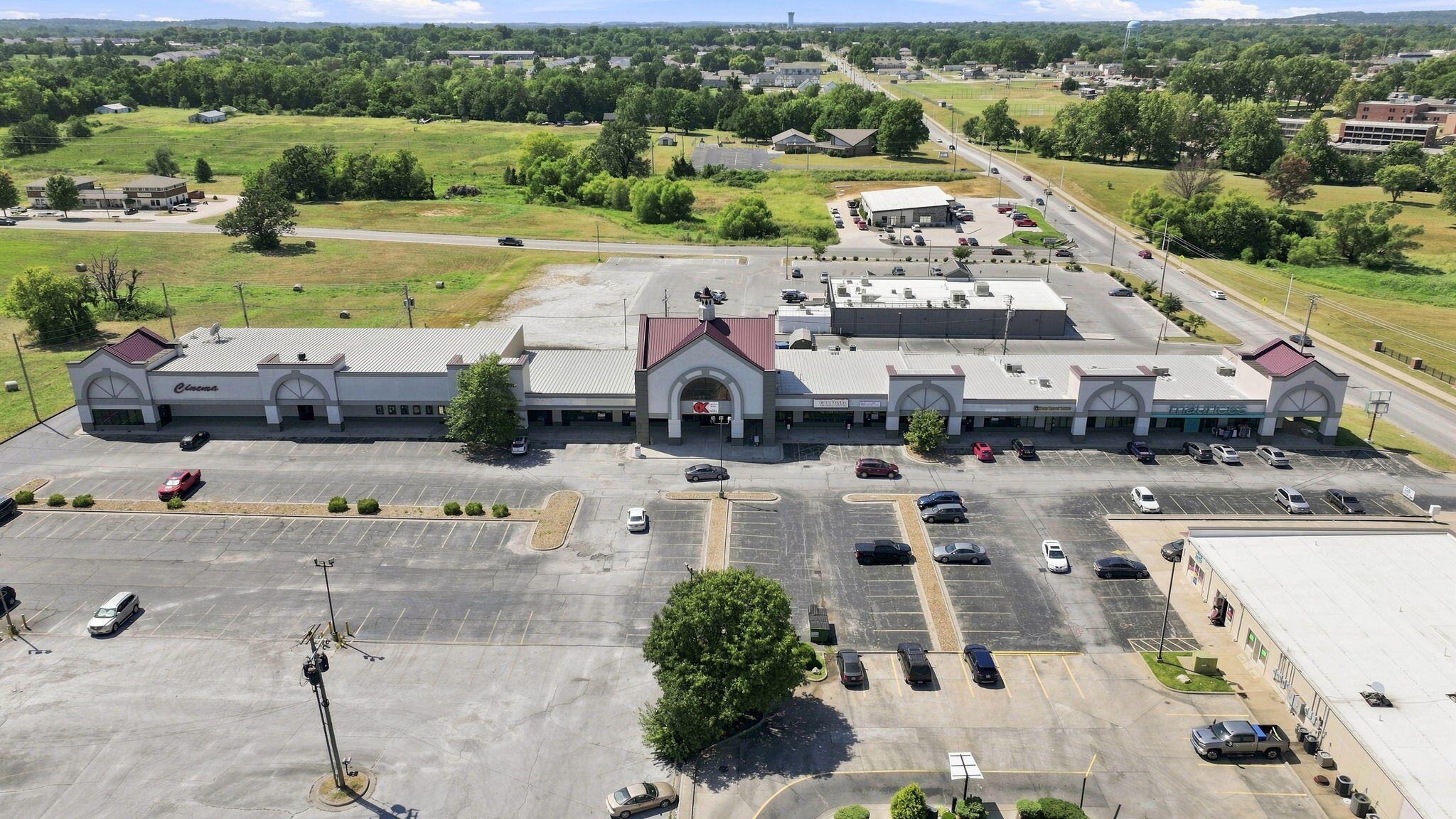 Photo 2 - Commercial Sale for sale – 800 E Aldrich Road  Bolivar, MO