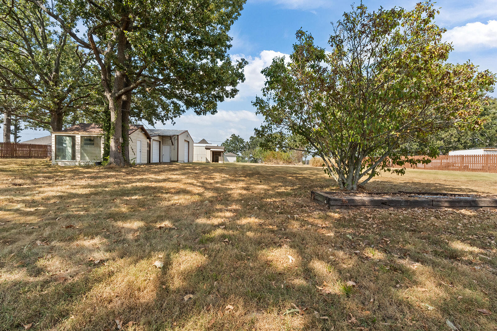 Photo 38 - Residential for sale – 521 E Fremont Road  Lebanon, MO