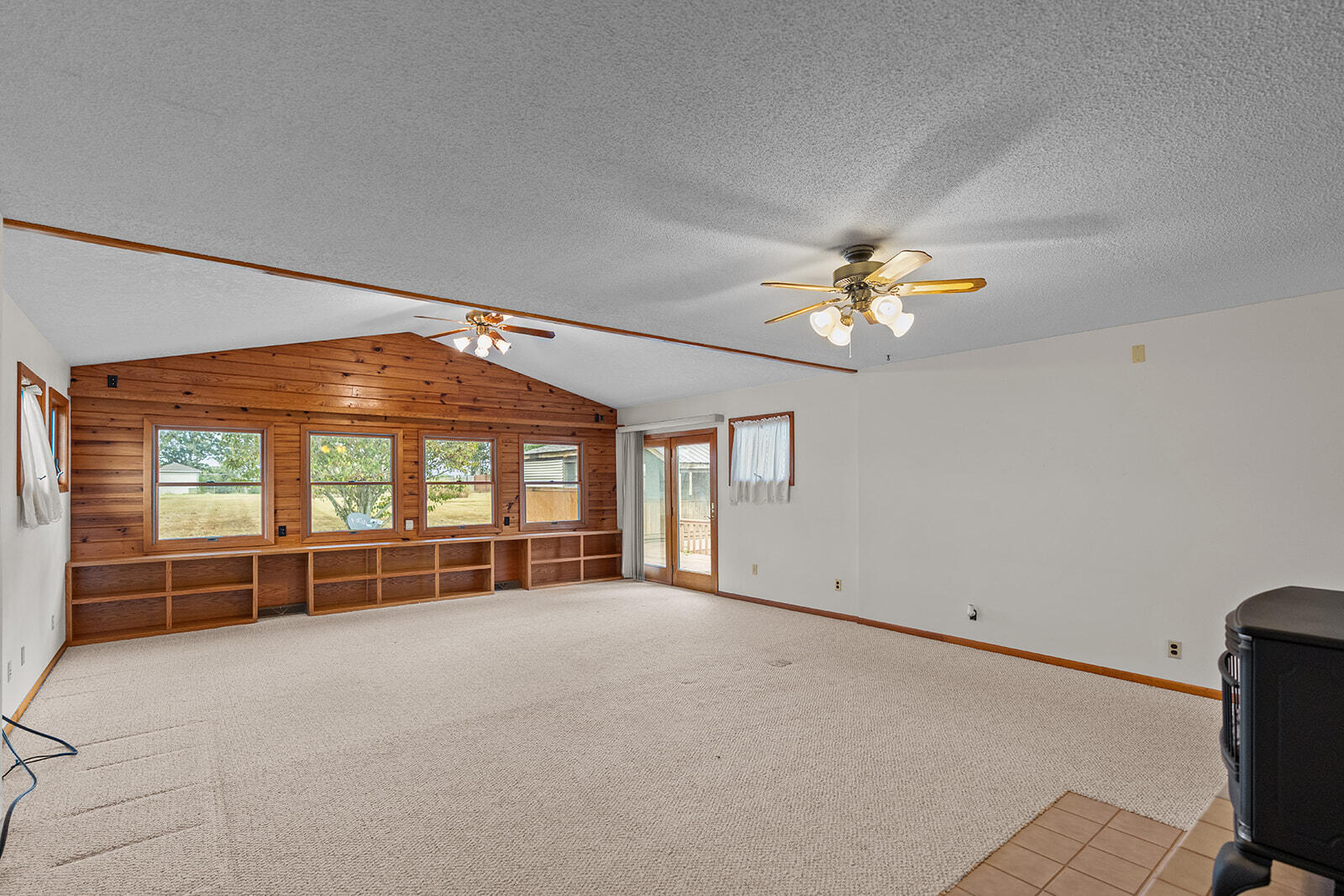 Photo 15 - Residential for sale – 521 E Fremont Road  Lebanon, MO