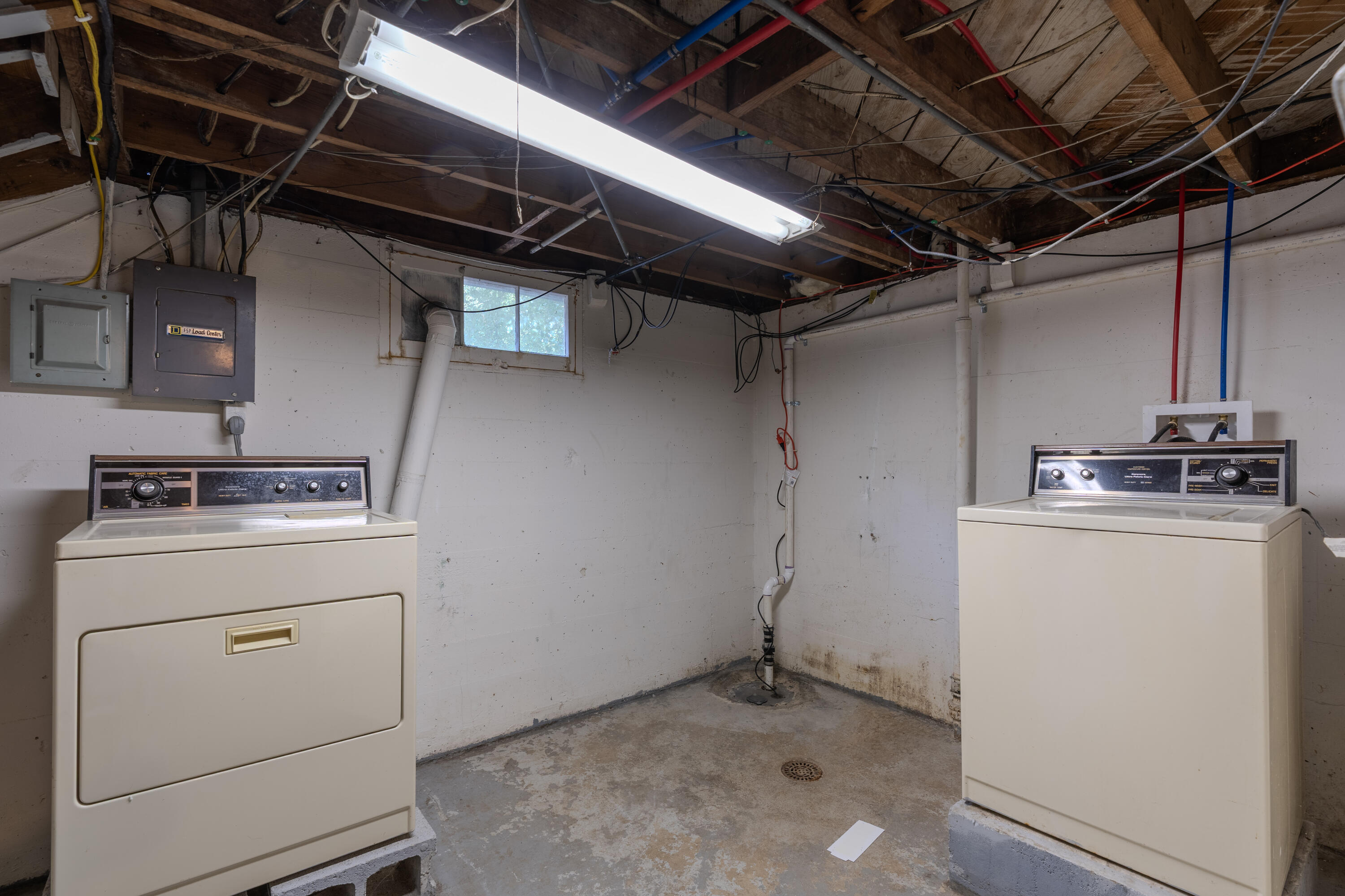 Photo 21 - Residential for sale – 1514 S Kickapoo Avenue  Springfield, MO