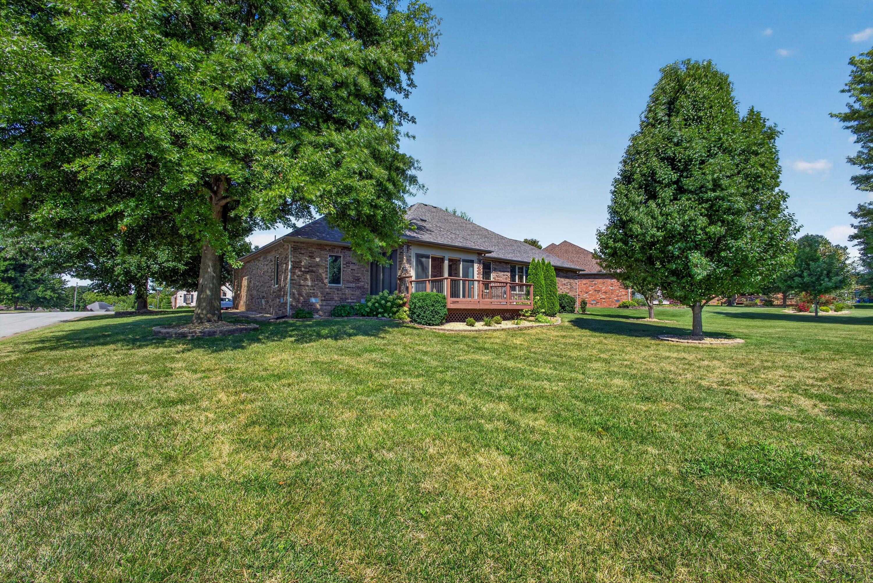 Photo 36 - Residential for sale – 1352 N Lennox Court  Springfield, MO