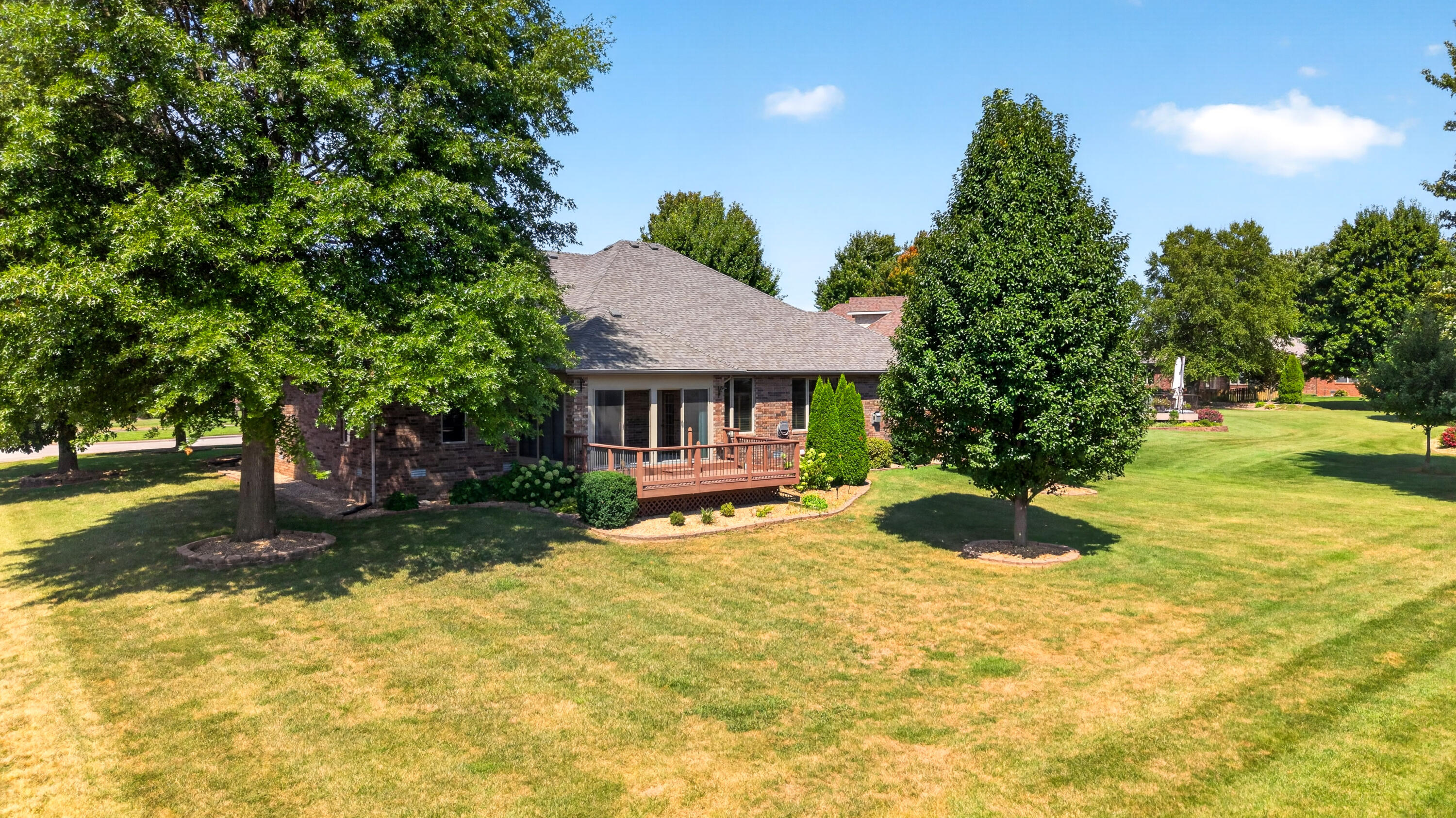 Photo 37 - Residential for sale – 1352 N Lennox Court  Springfield, MO