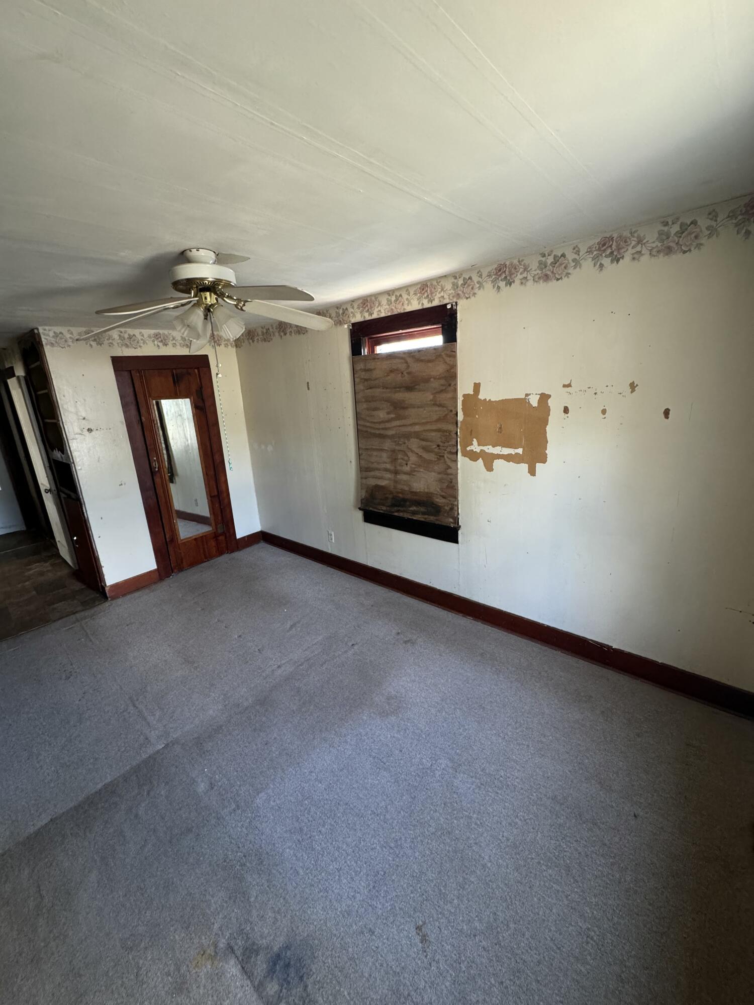 Photo 5 - Residential for sale – 1716 W Hovey Street  Springfield, MO