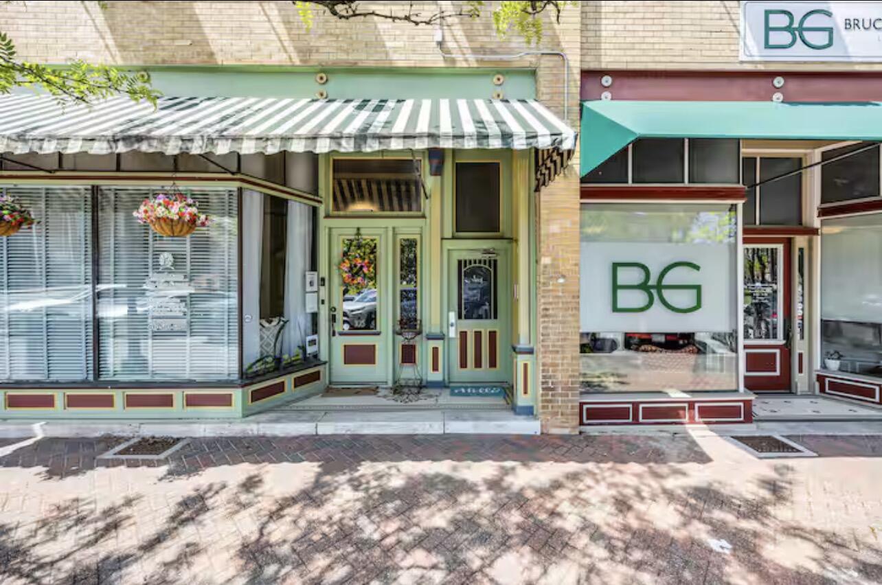 Photo 2 - Commercial Lease for sale – 105 N 2nd Street  Ozark, MO