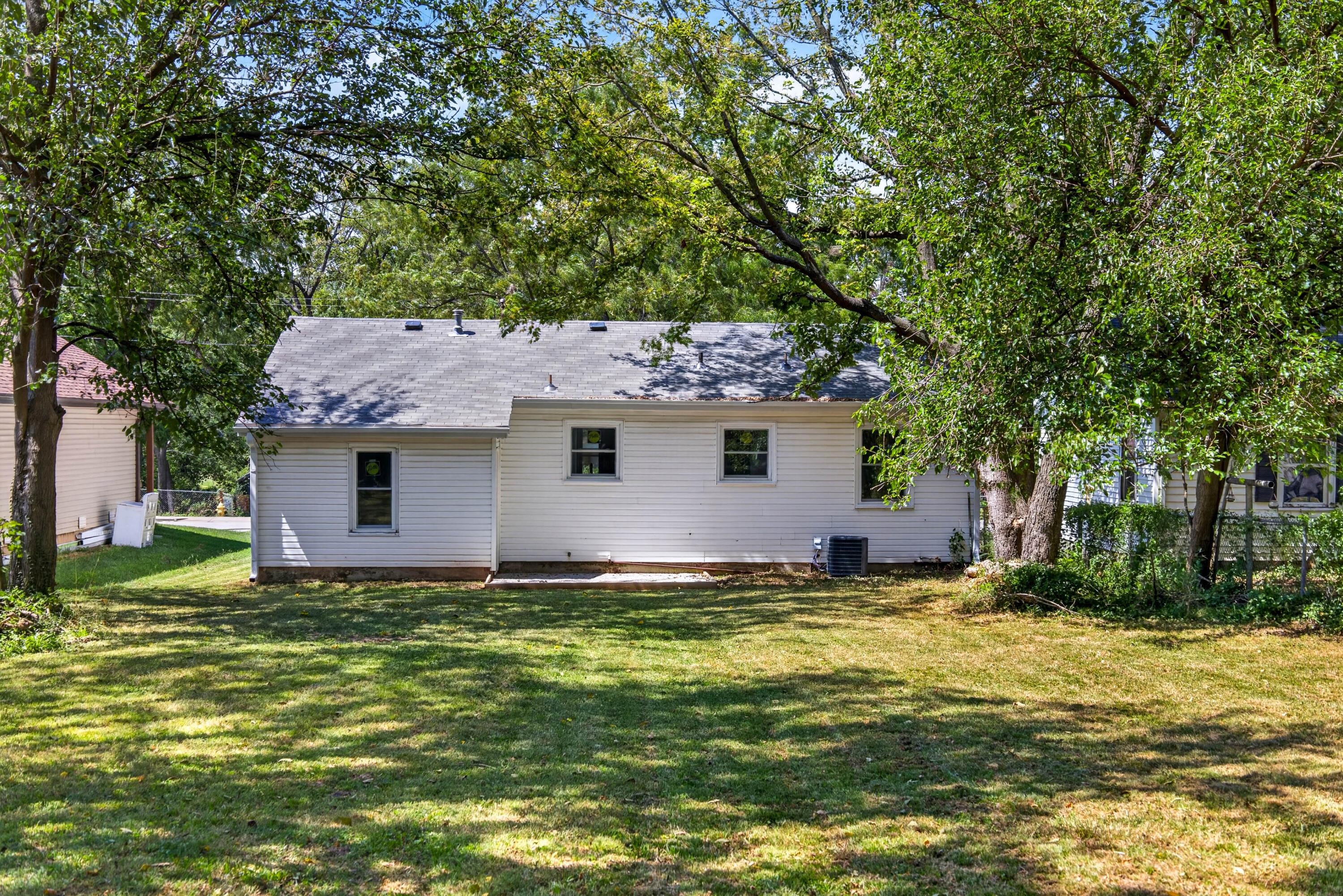Photo 3 - Residential for sale – 2120 N Fort Avenue  Springfield, MO