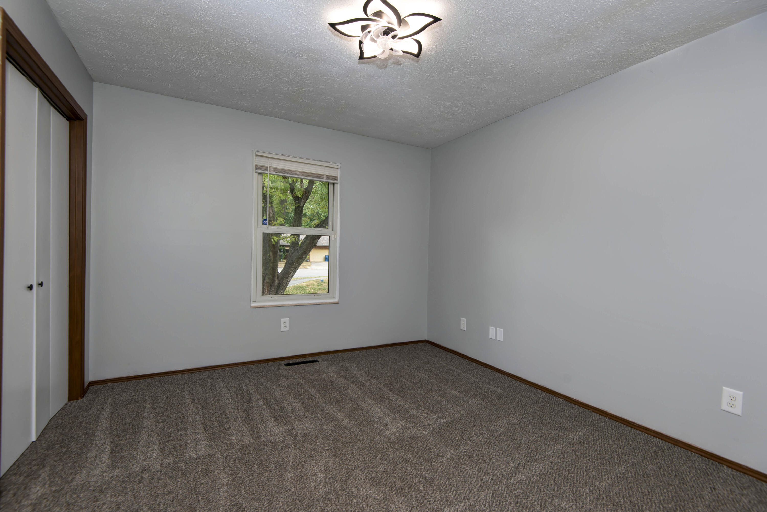 Photo 16 - Residential for sale – 2233 S Newton Avenue  Springfield, MO