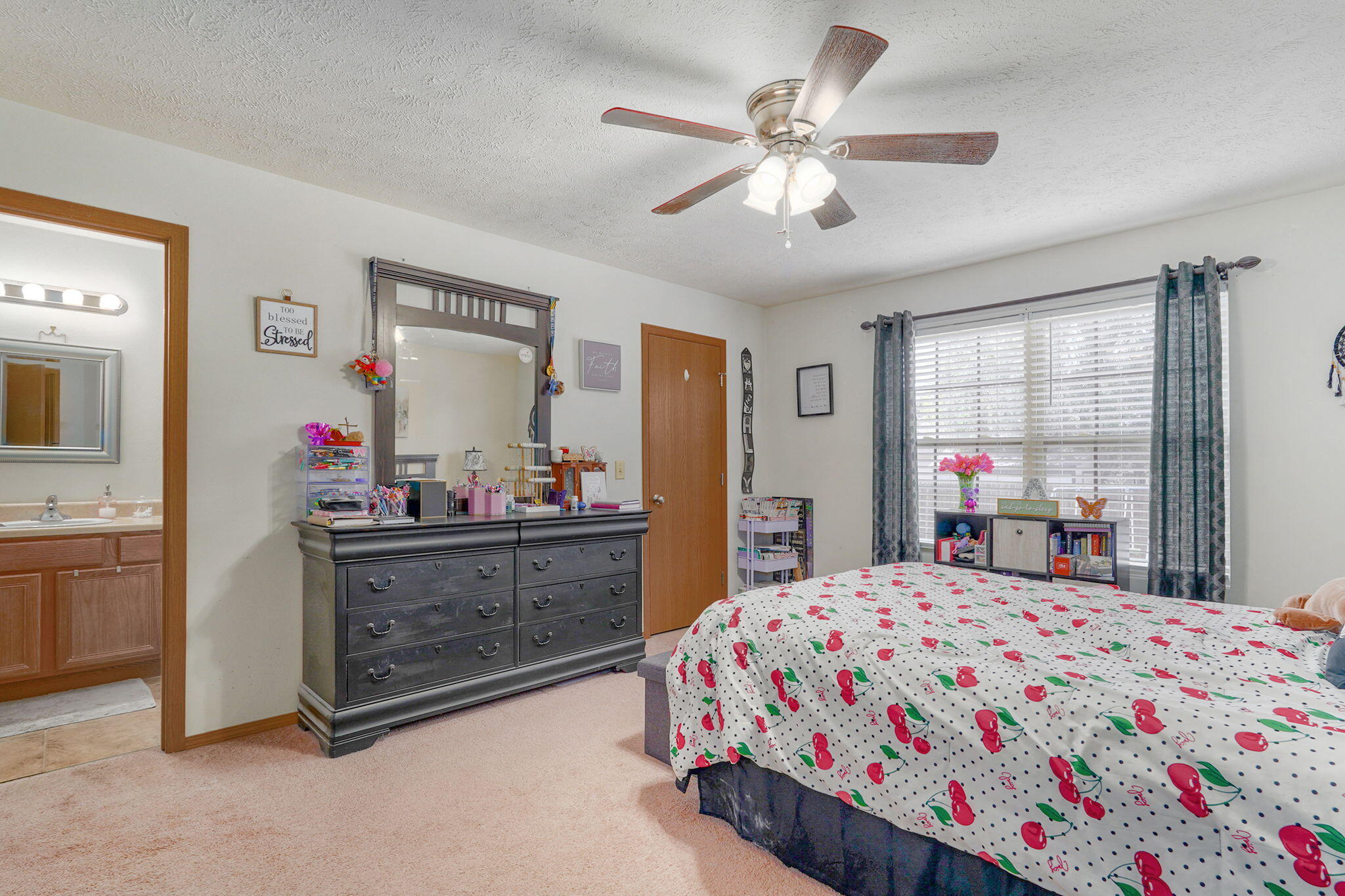 Photo 7 - Residential for sale – 635 S Mahn Avenue  Springfield, MO