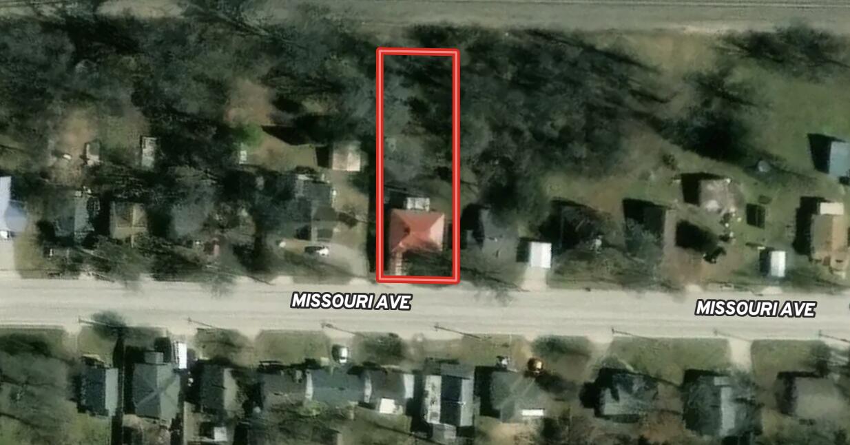 Photo 21 - Residential for sale – 836  Missouri Avenue  West Plains, MO