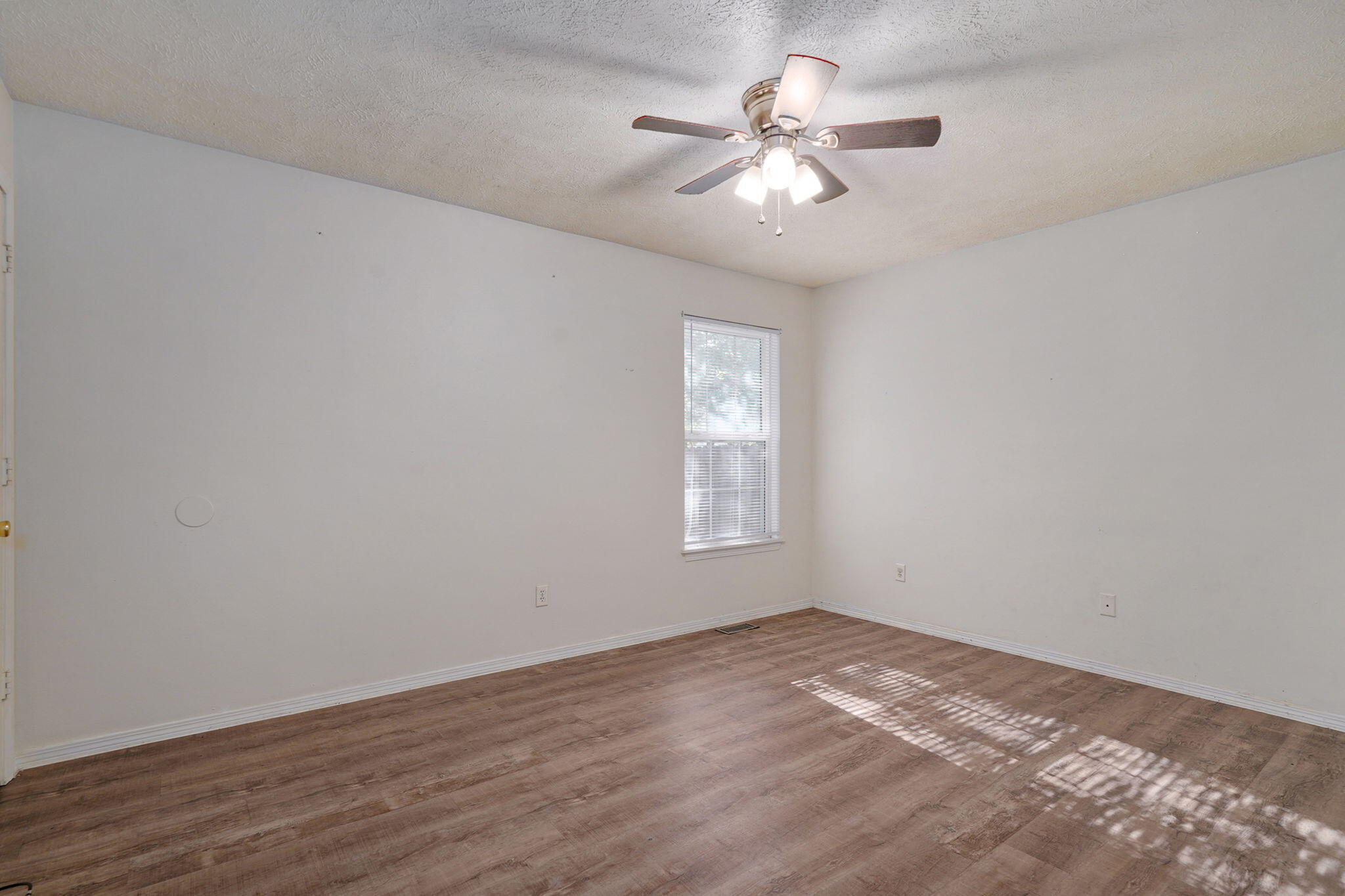 Photo 8 - Residential for sale – 322 N Westport Avenue  Springfield, MO