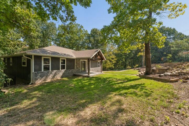 Photo 2 - Residential for sale – 903  Oak Grove Lane  Branson, MO