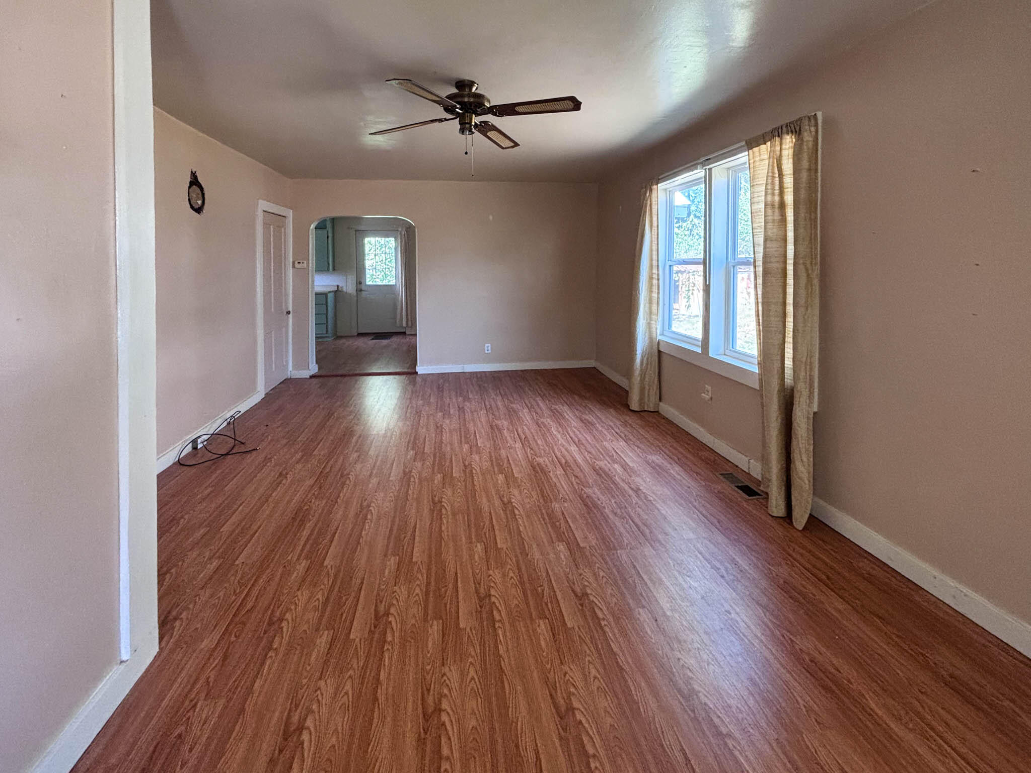 Photo 8 - Residential for sale – 103  Baker Street  Gainesville, MO