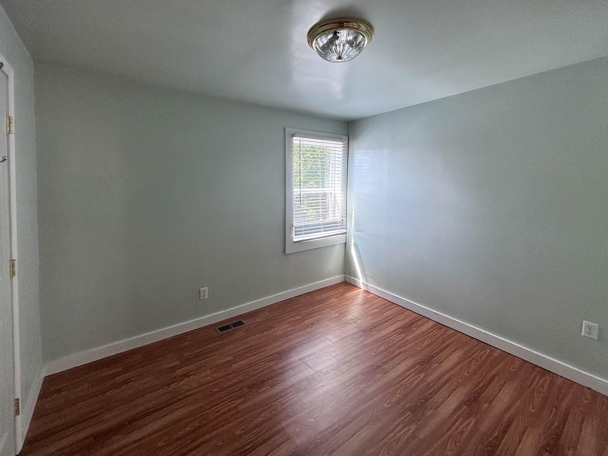 Photo 12 - Residential for sale – 103  Baker Street  Gainesville, MO