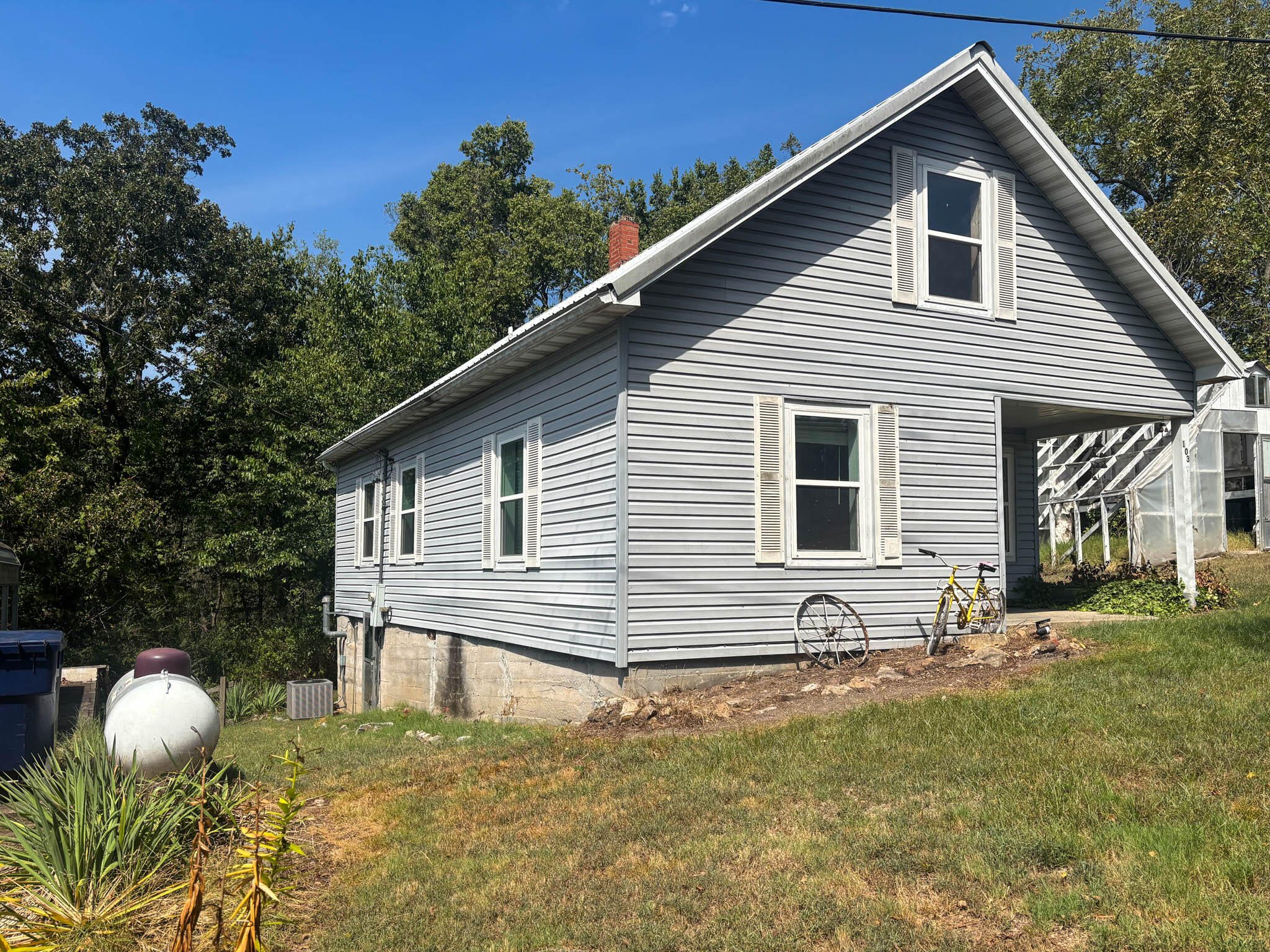 Photo 3 - Residential for sale – 103  Baker Street  Gainesville, MO
