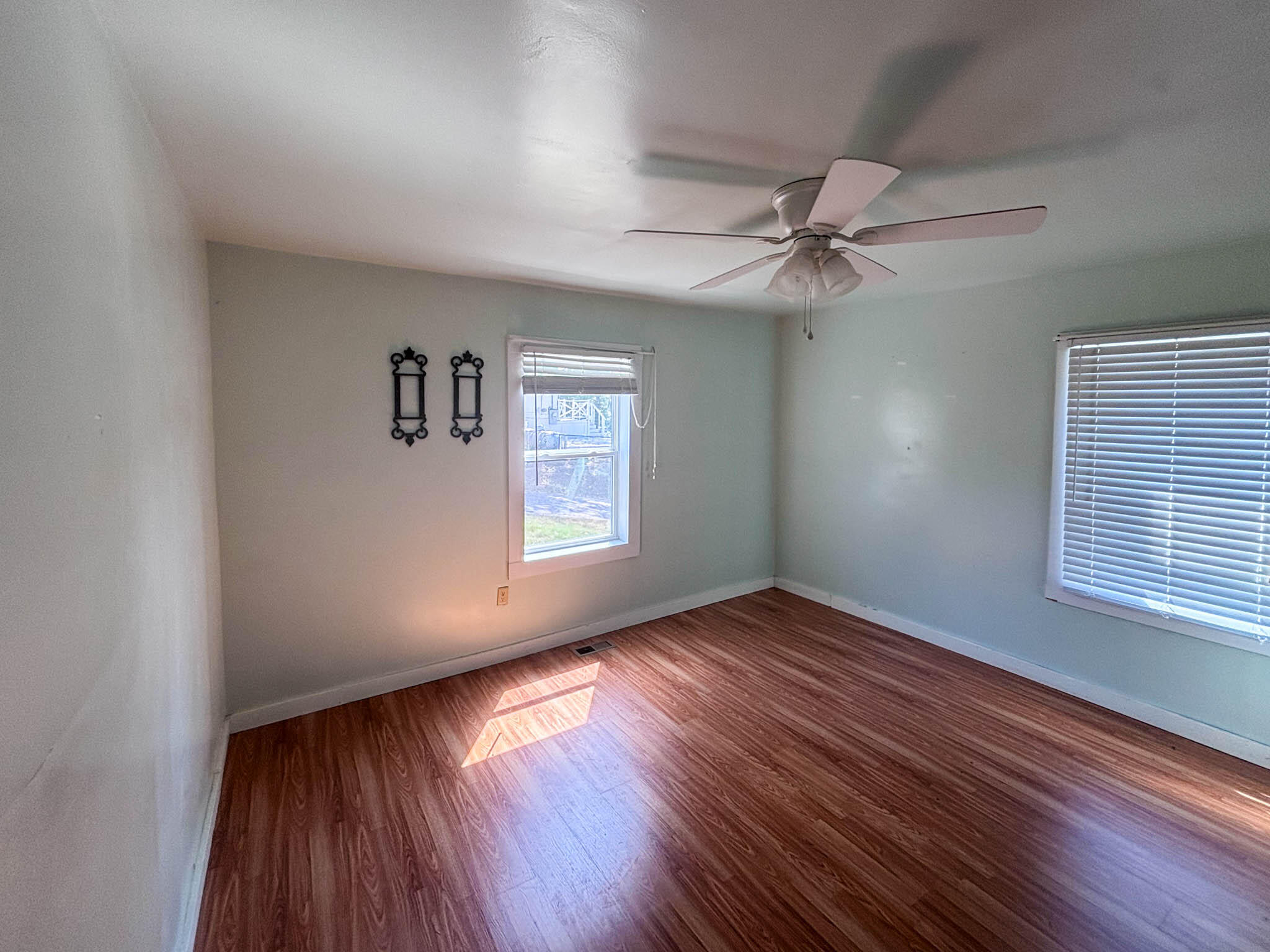 Photo 10 - Residential for sale – 103  Baker Street  Gainesville, MO