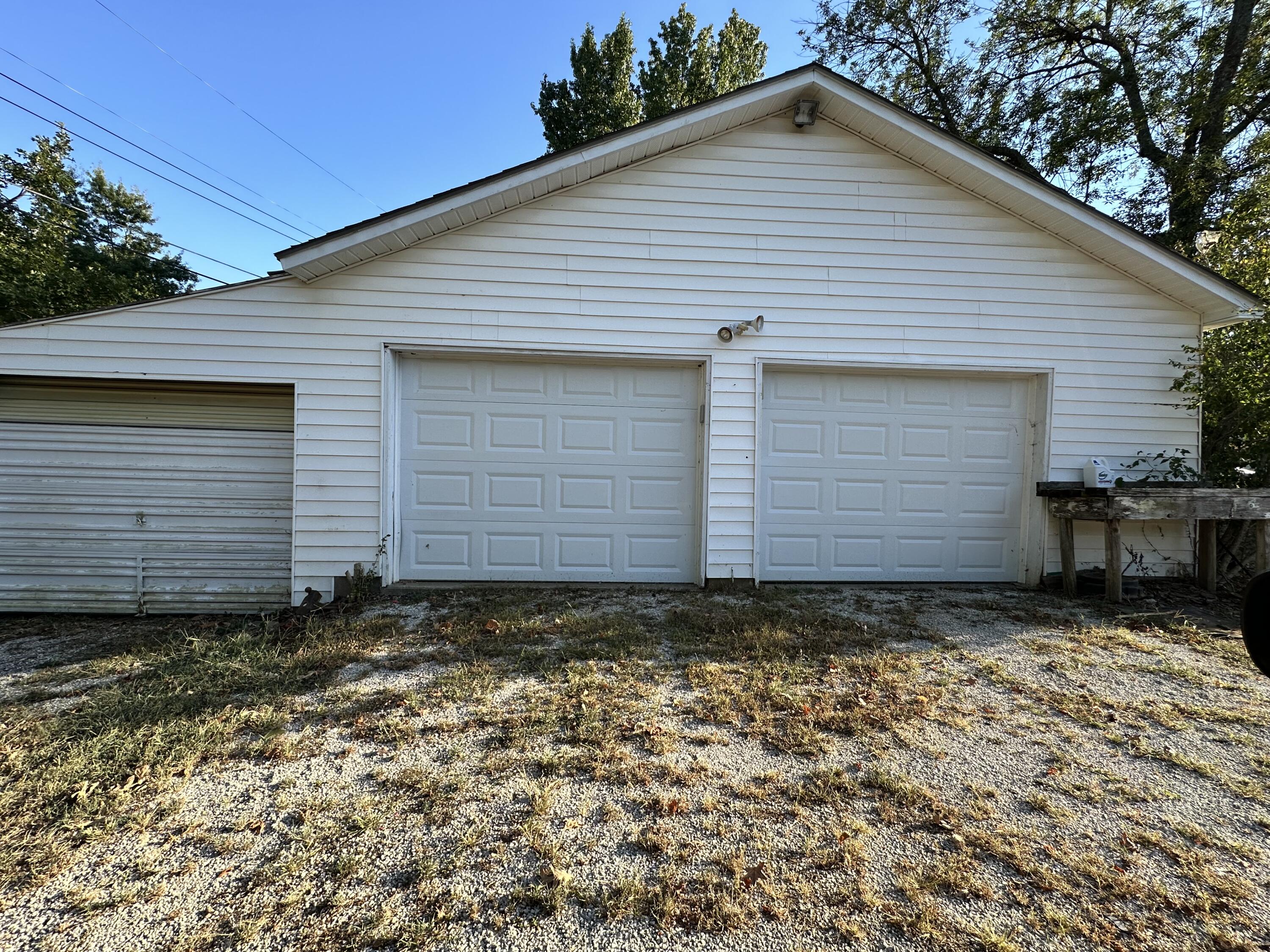 Photo 3 - Residential for sale – 1232 N Tucker Street  Nevada, MO