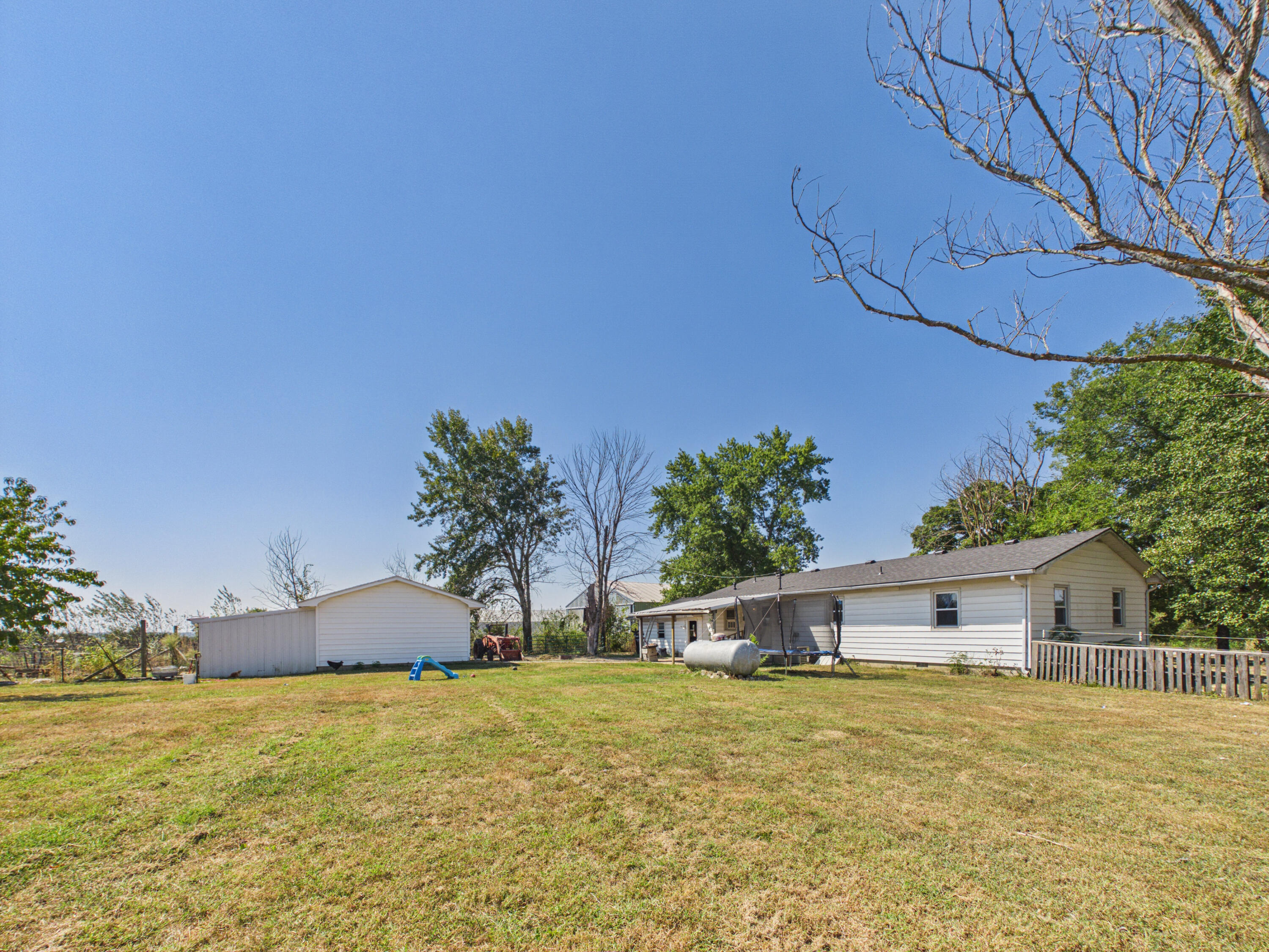 Photo 13 - Residential for sale – 2412  Us Highway 65   Louisburg, MO