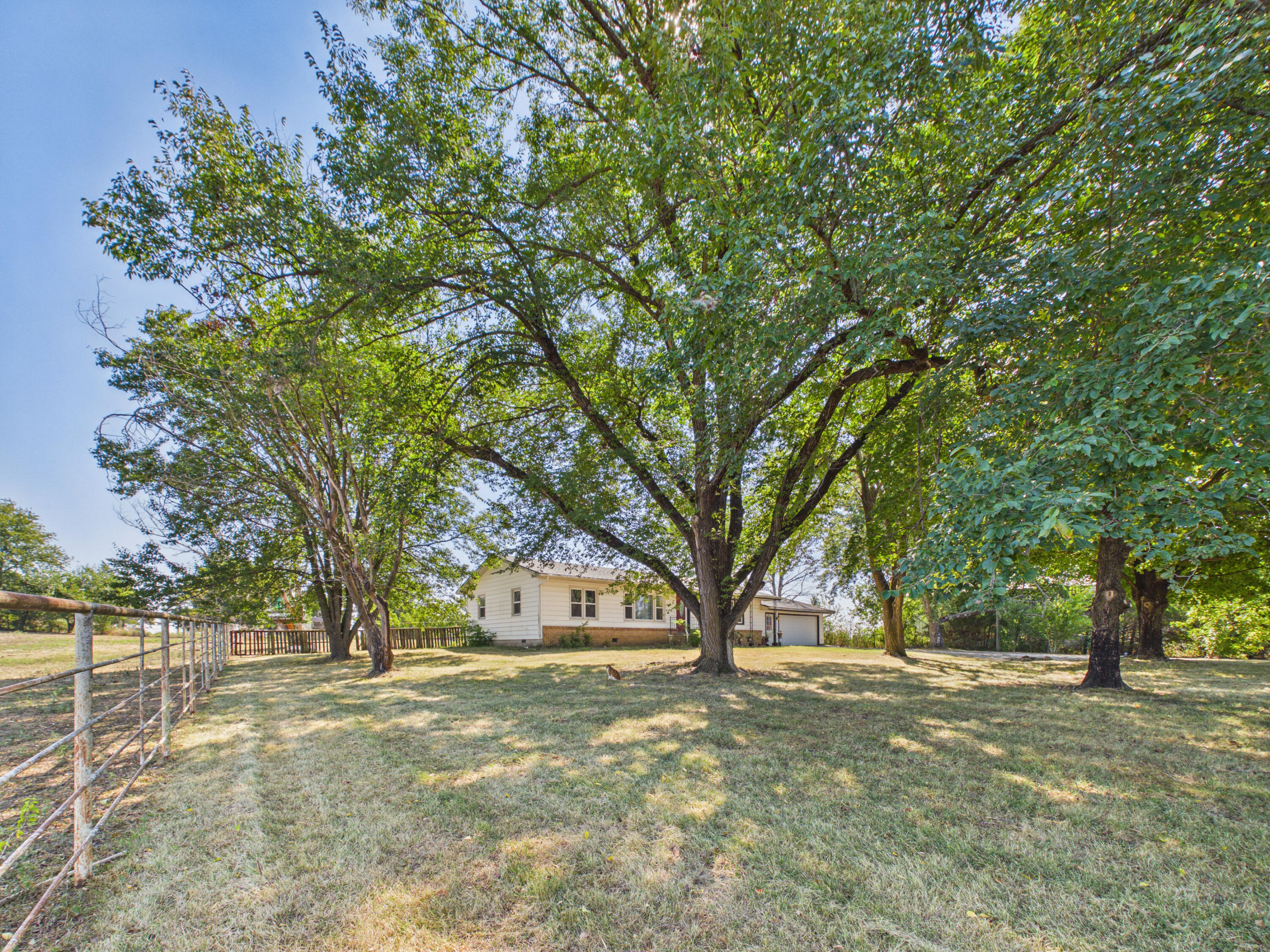 Photo 5 - Residential for sale – 2412  Us Highway 65   Louisburg, MO