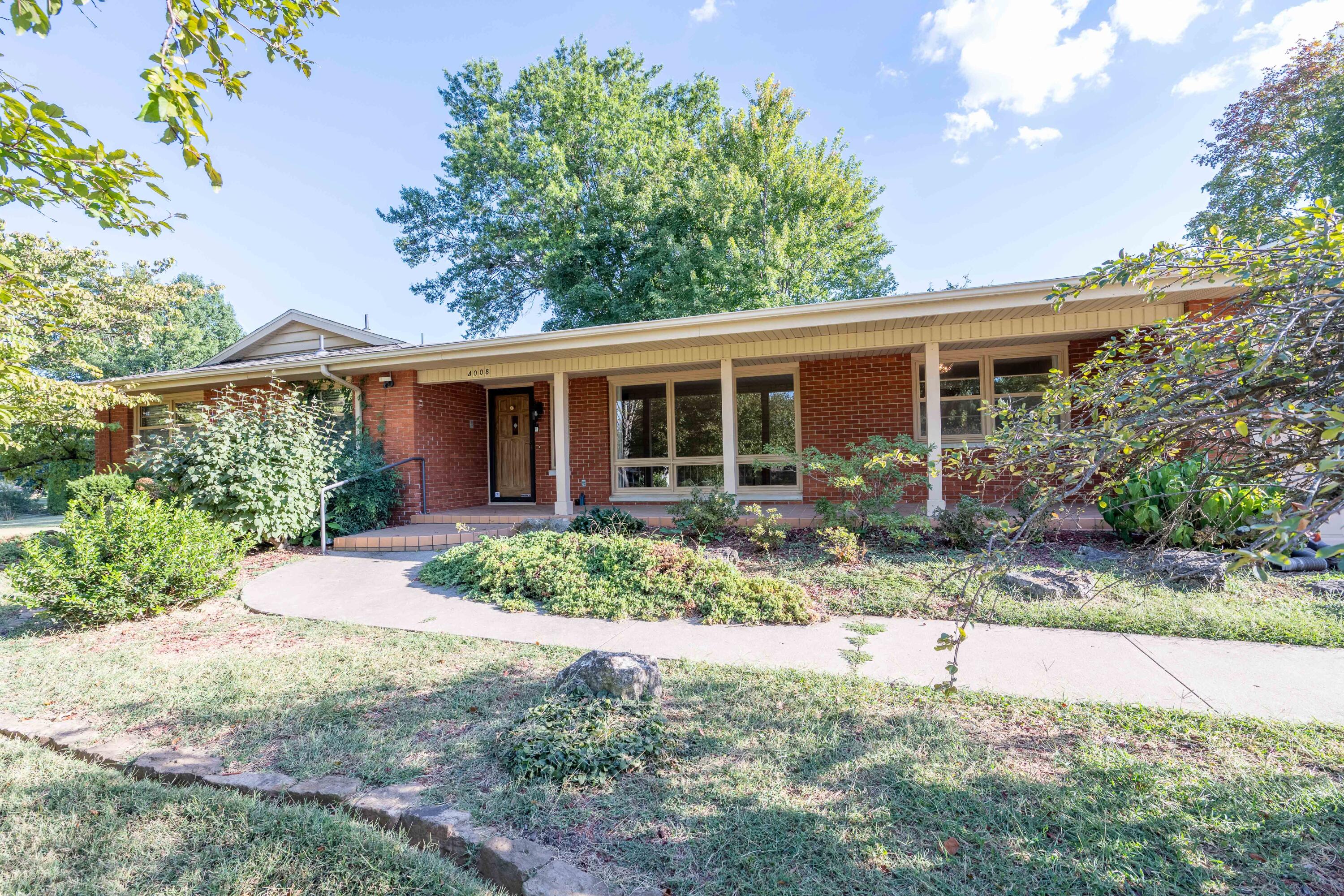 Photo 4 - Residential for sale – 4008 W Grimes Street  Springfield, MO