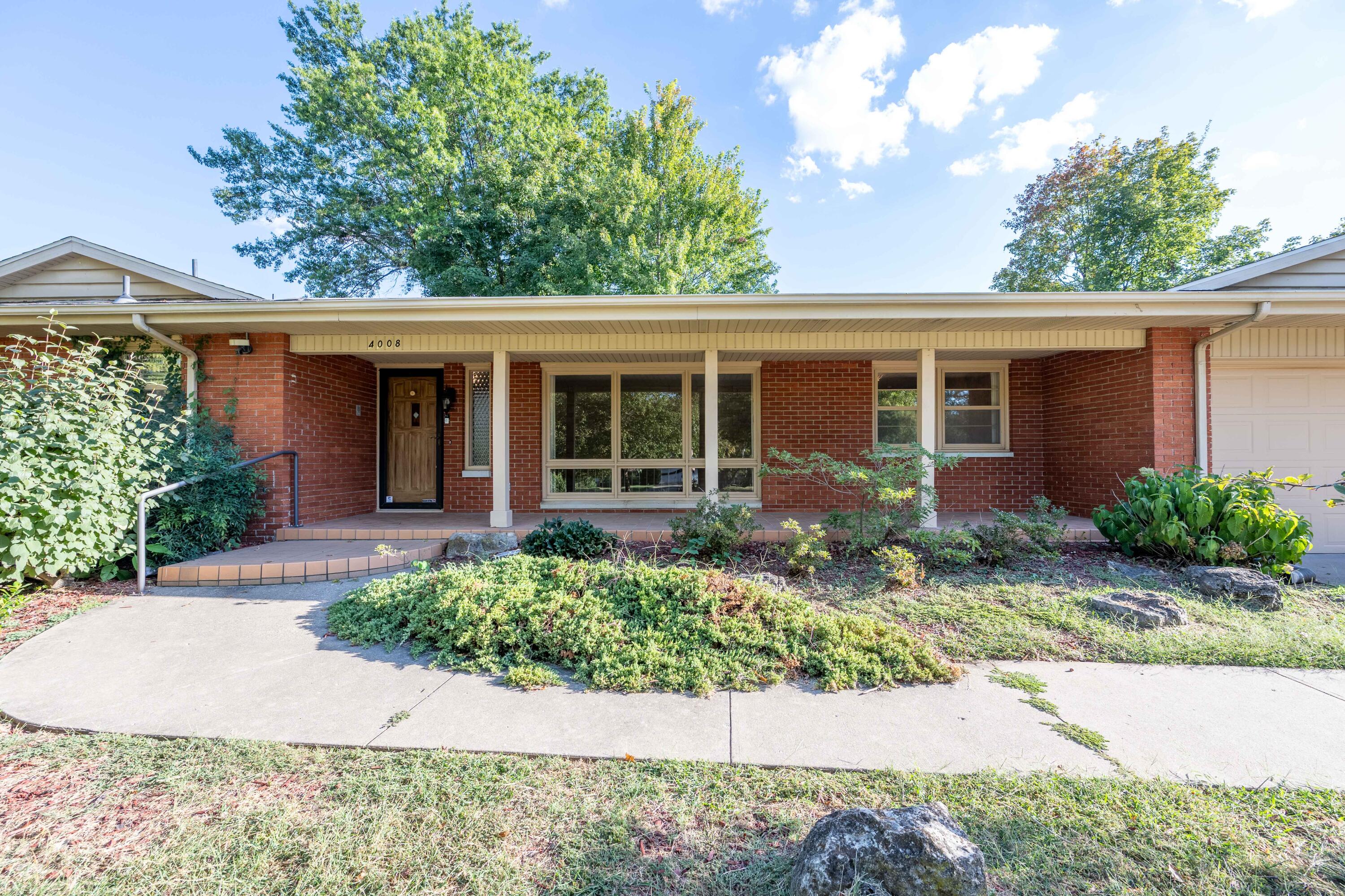Photo 5 - Residential for sale – 4008 W Grimes Street  Springfield, MO