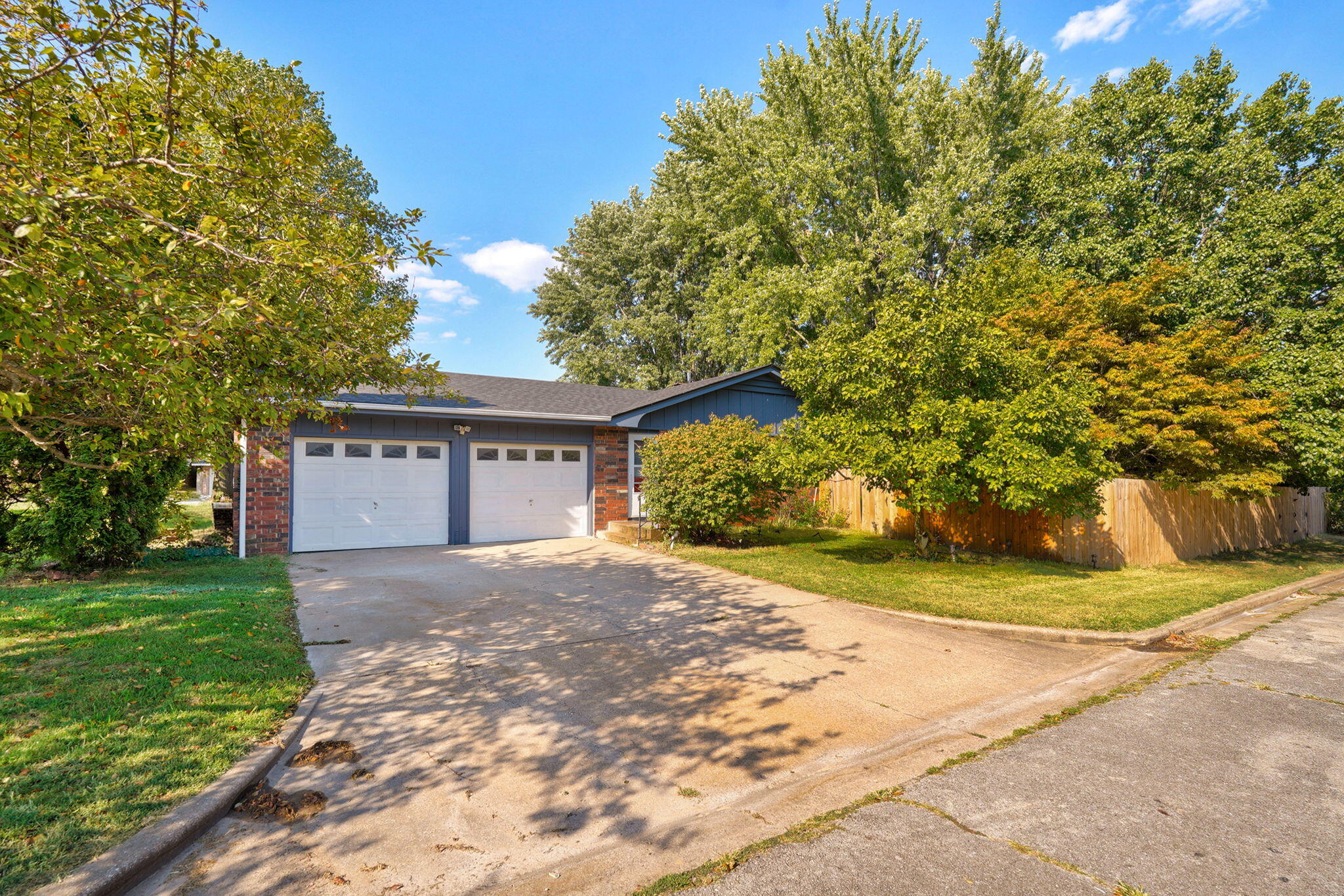 Photo 7 - Residential for sale – 1626 S Porter Avenue  Aurora, MO