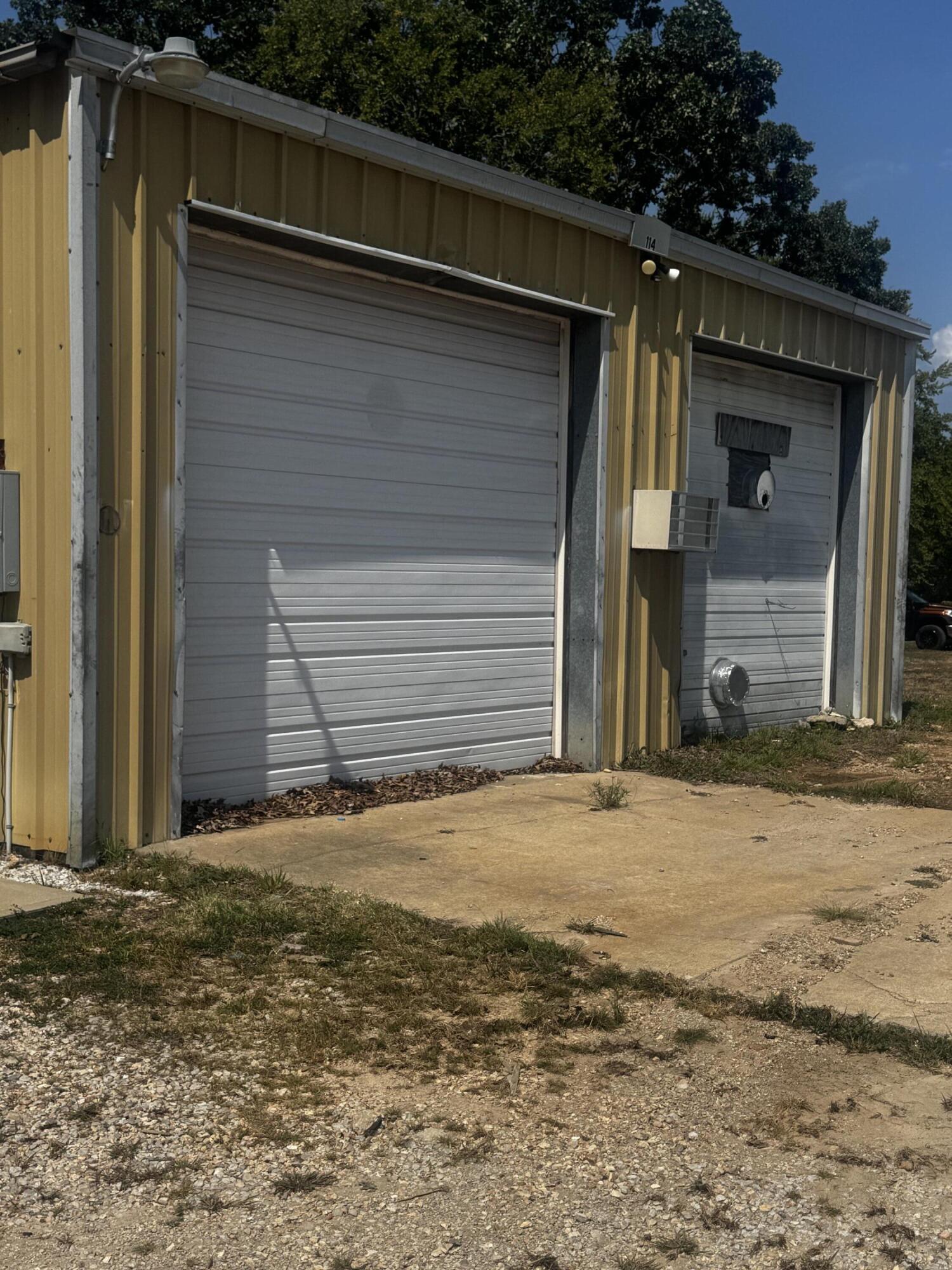 Photo 2 - Commercial Lease for sale – 114  Kimberling City Center Lane  Kimberling City, MO