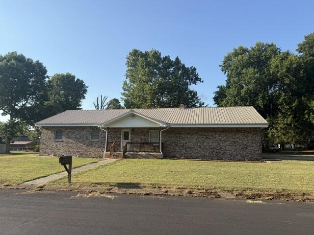 Photo 26 - Residential for sale – 911 E 10th Street  Mountain Grove, MO