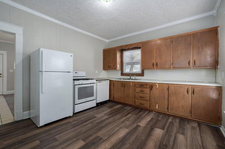 Photo 6 - Residential for sale – 1700 W Atlantic Street  Springfield, MO