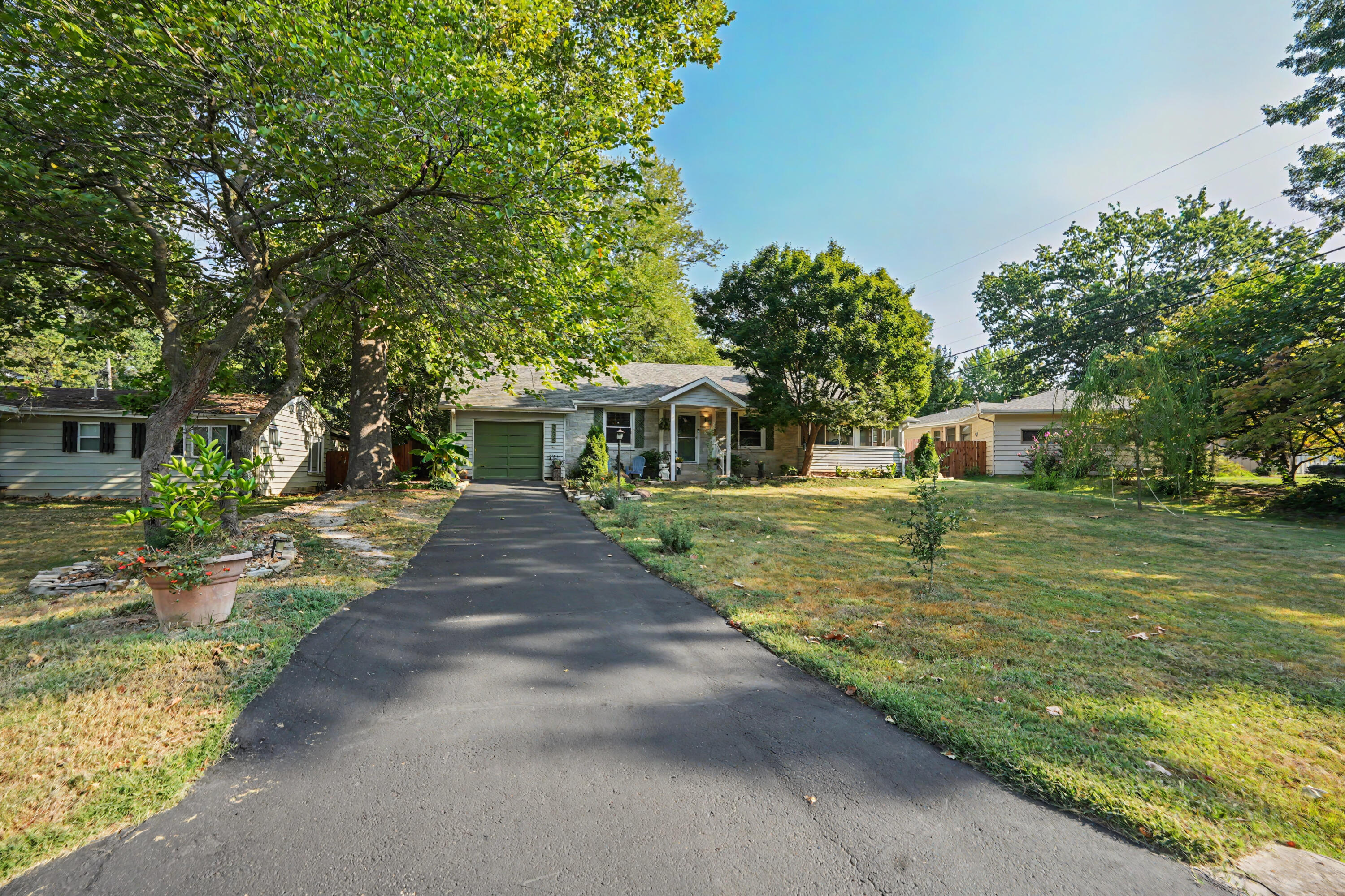 Photo 5 - Residential for sale – 2039 E Wayland Street  Springfield, MO
