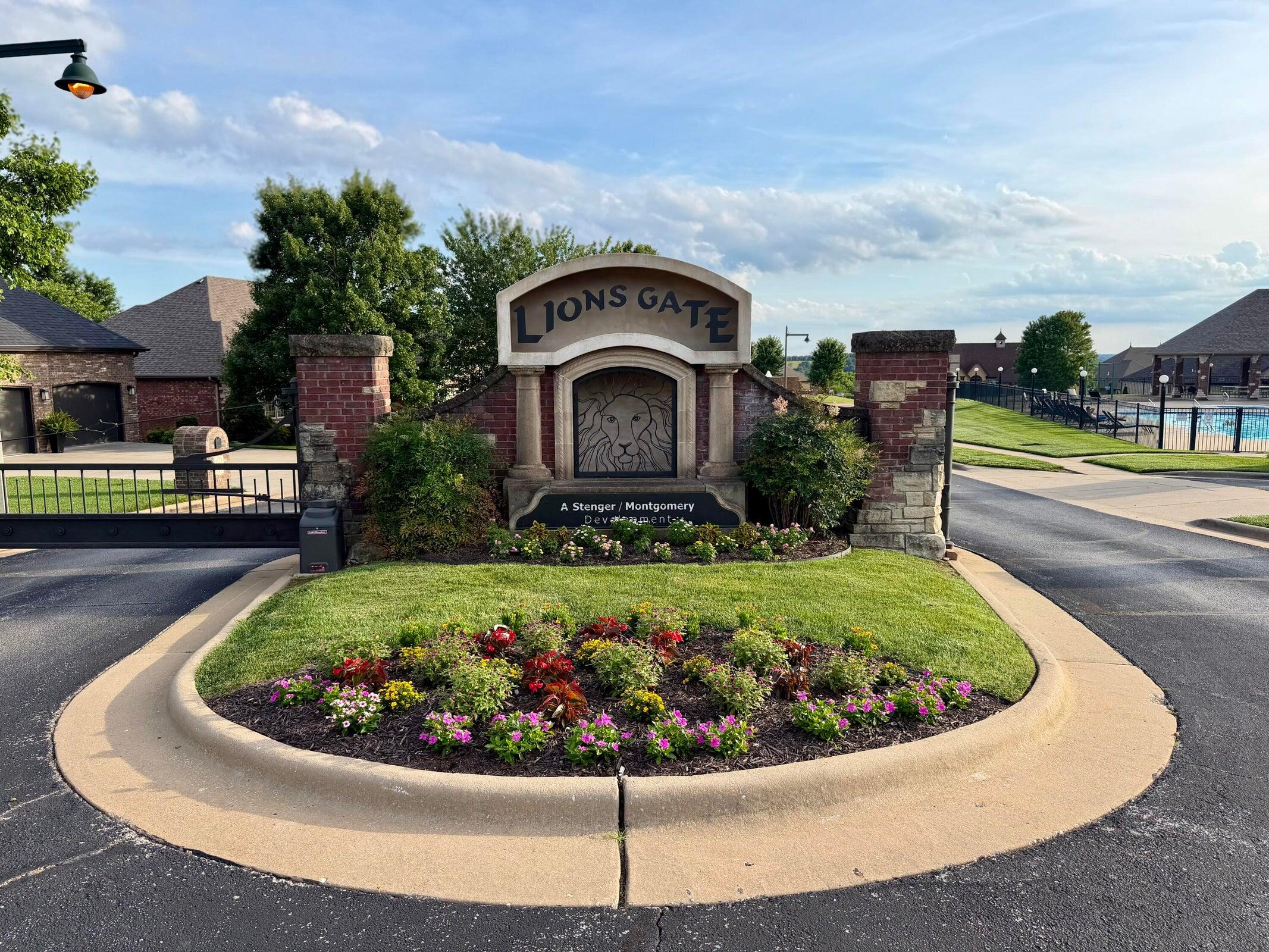 Photo 52 - Residential for sale – 1365 W Gaslight Drive  Springfield, MO