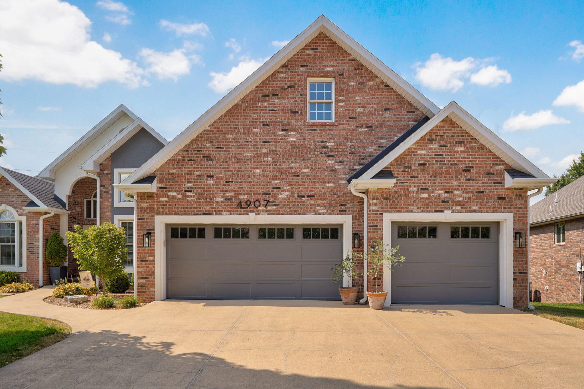 Photo 3 - Residential for sale – 4907 S Clay Court  Springfield, MO