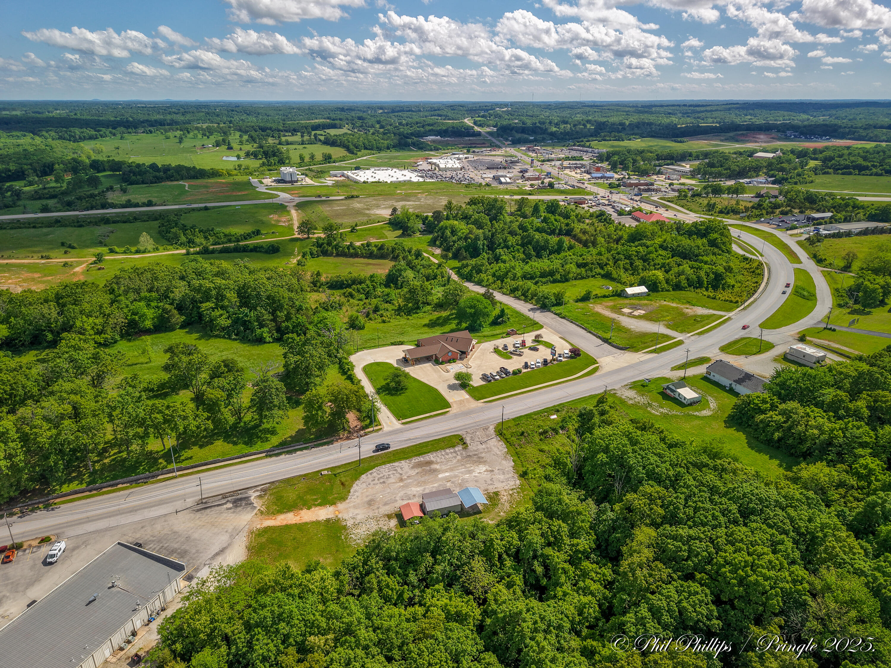 Photo 6 - Commercial Sale for sale – 959  Preacher Roe Boulevard  West Plains, MO