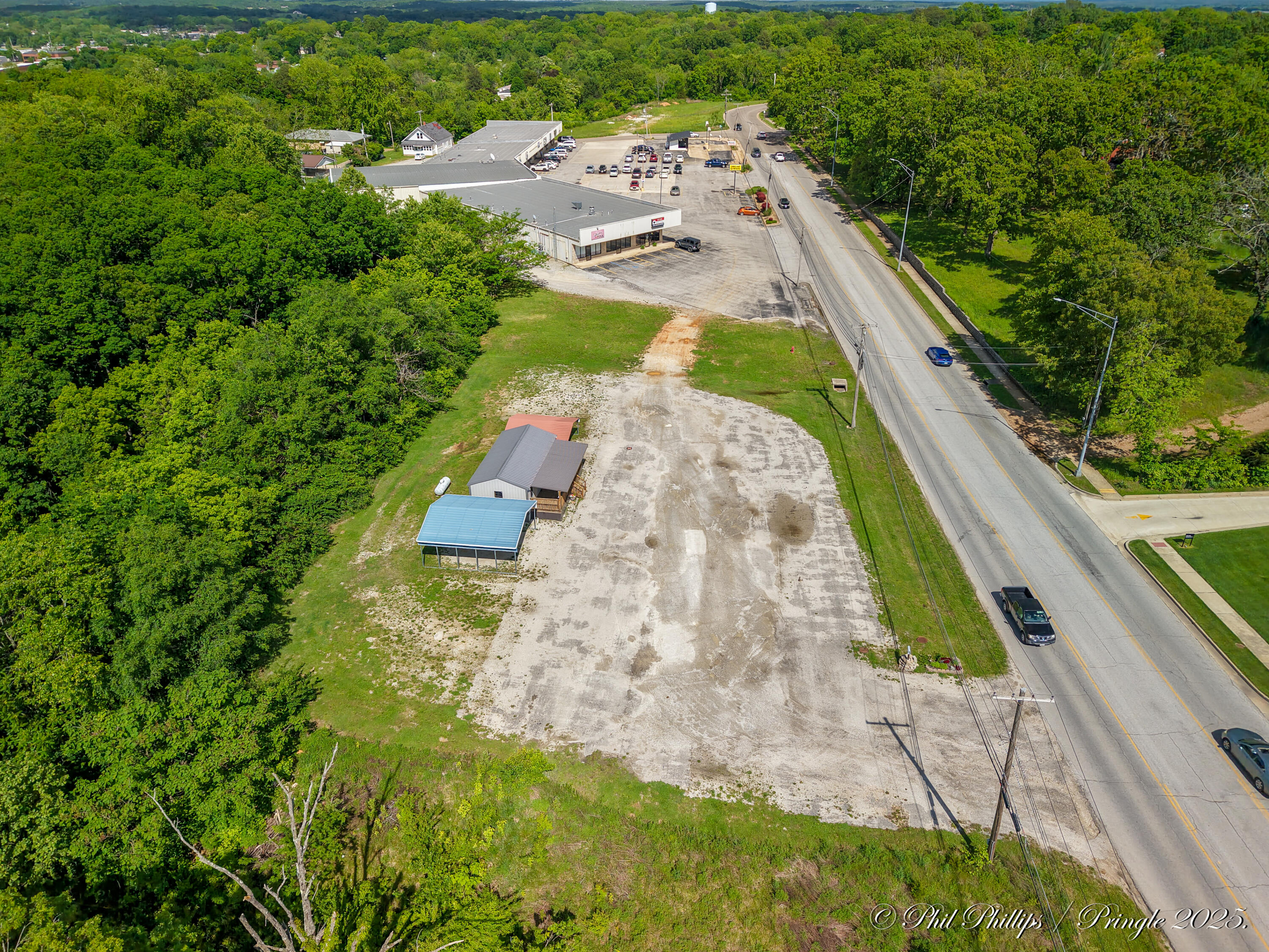 Photo 5 - Commercial Sale for sale – 959  Preacher Roe Boulevard  West Plains, MO