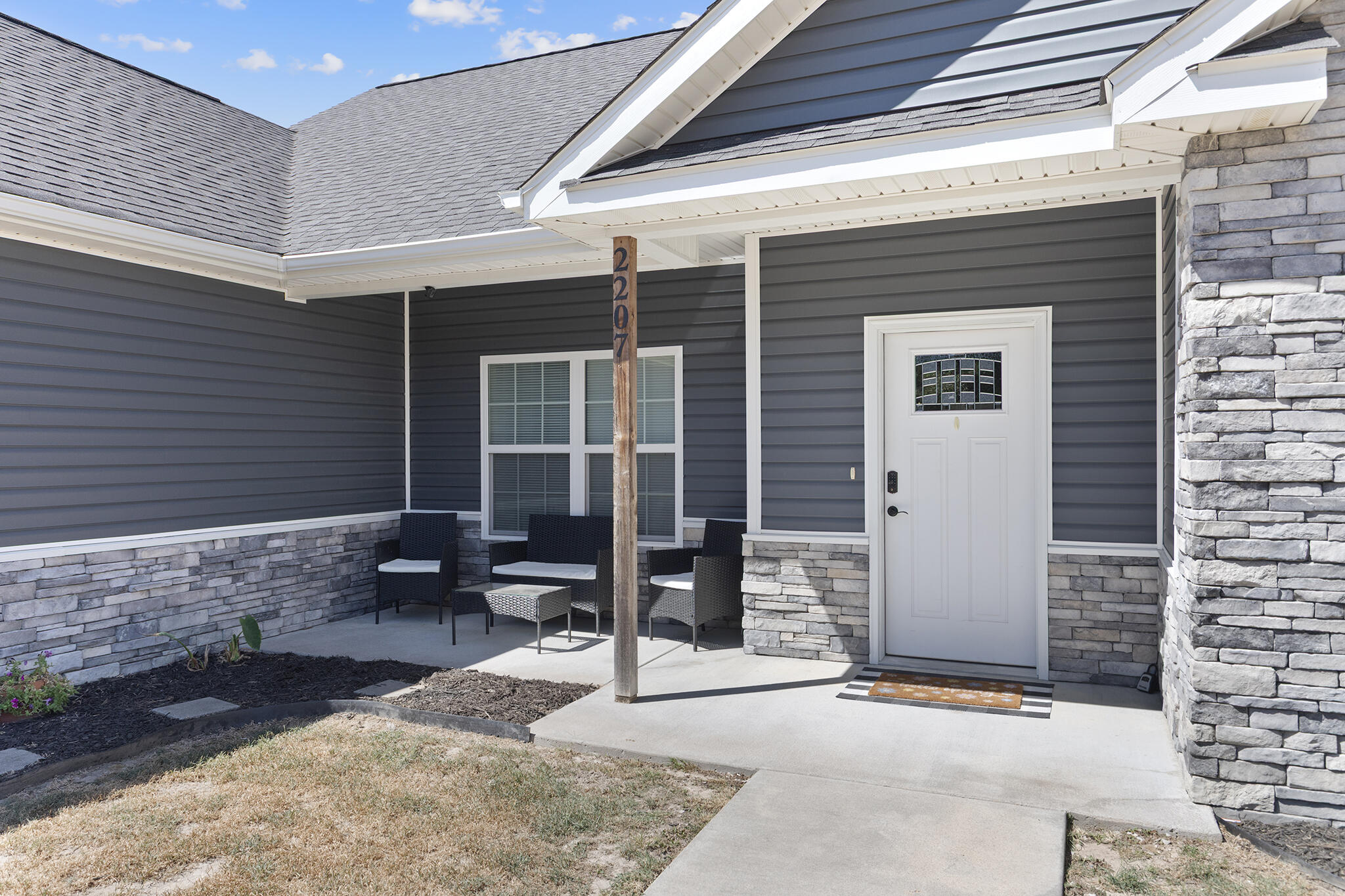 Photo 3 - Residential for sale – 2207 W Greystone Square  Webb City, MO