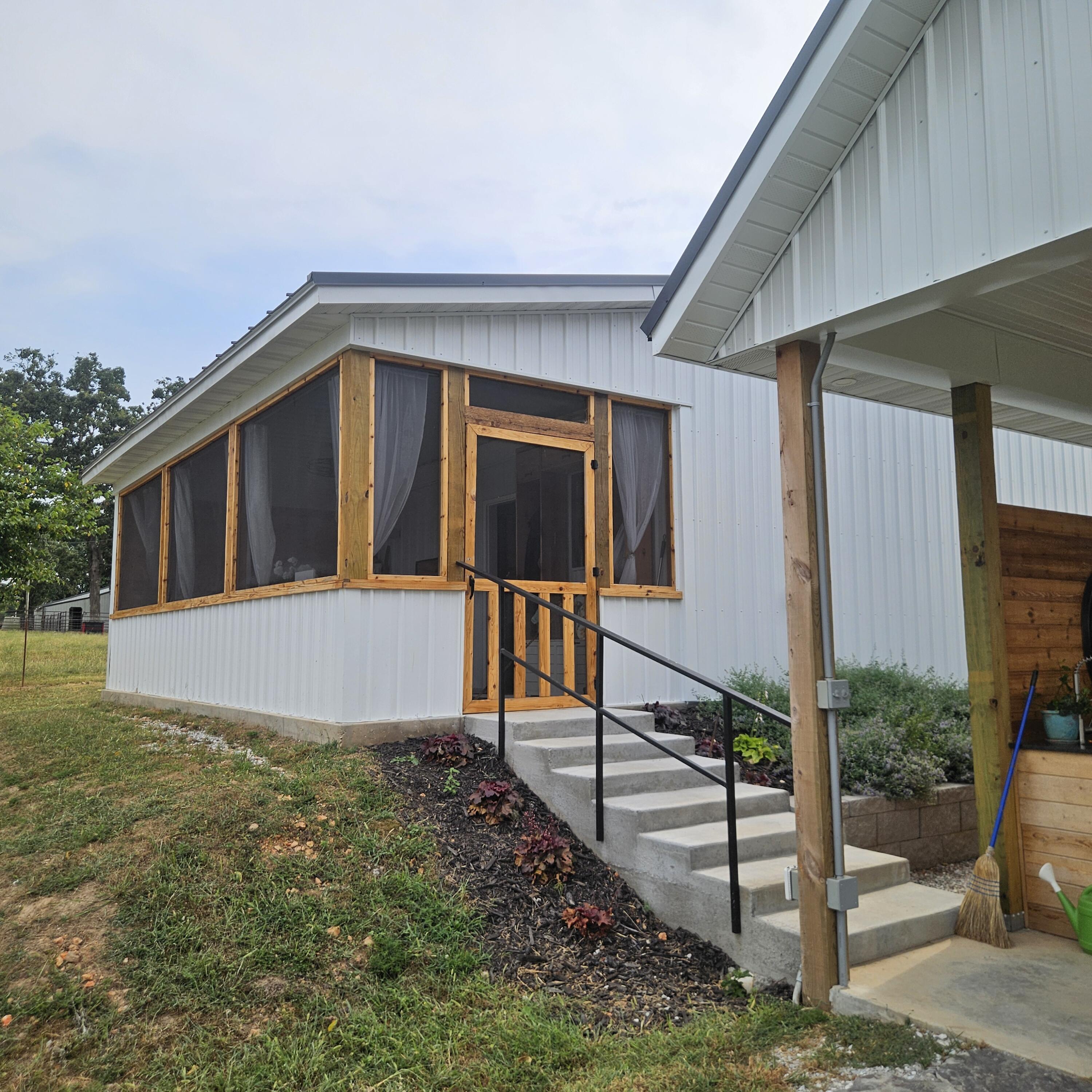 Photo 4 - Residential for sale – 15049  Highway Tt   Neosho, MO