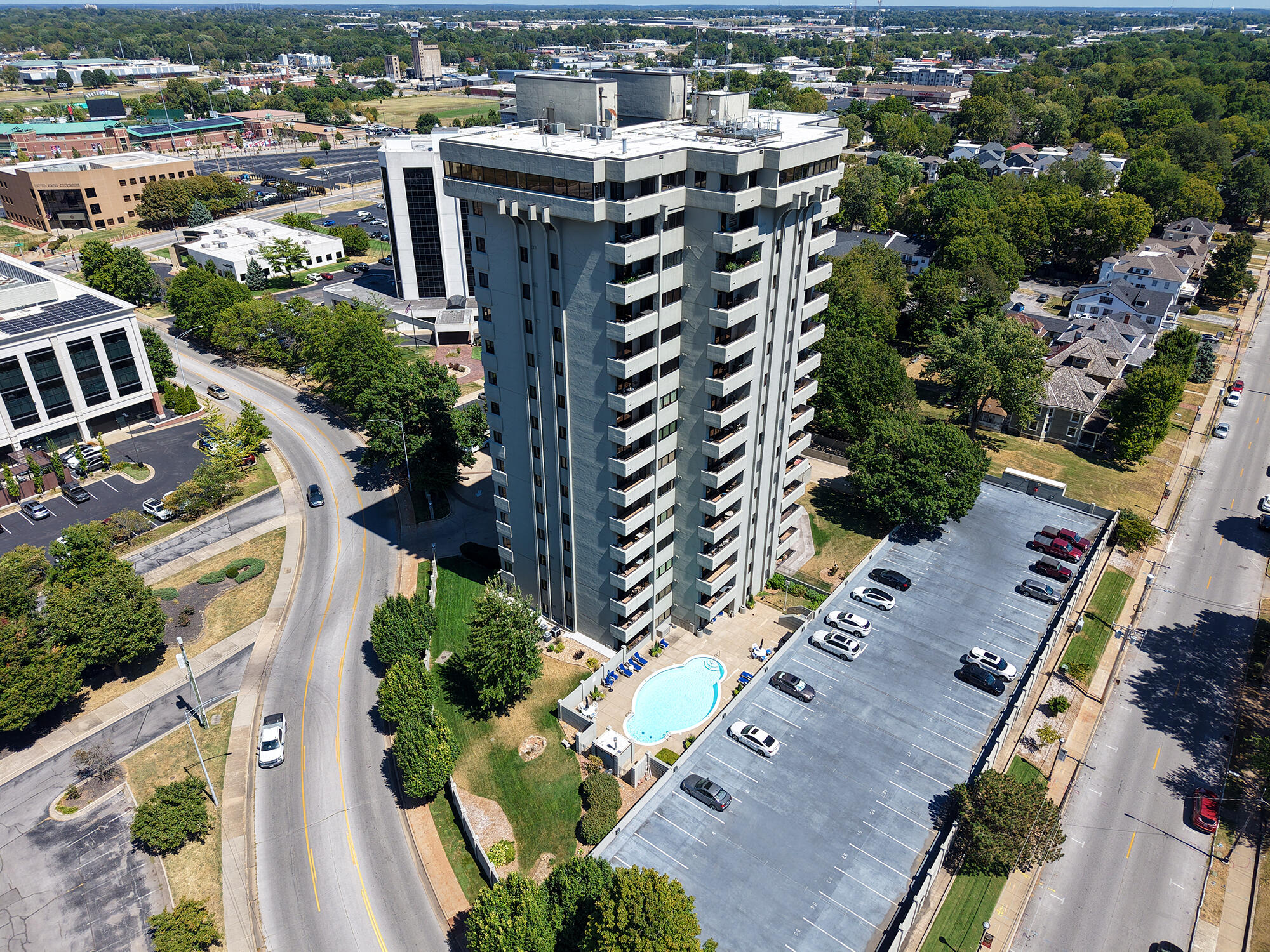 Photo 44 - Residential for sale – 350 S John Q Hammons Parkway  Springfield, MO