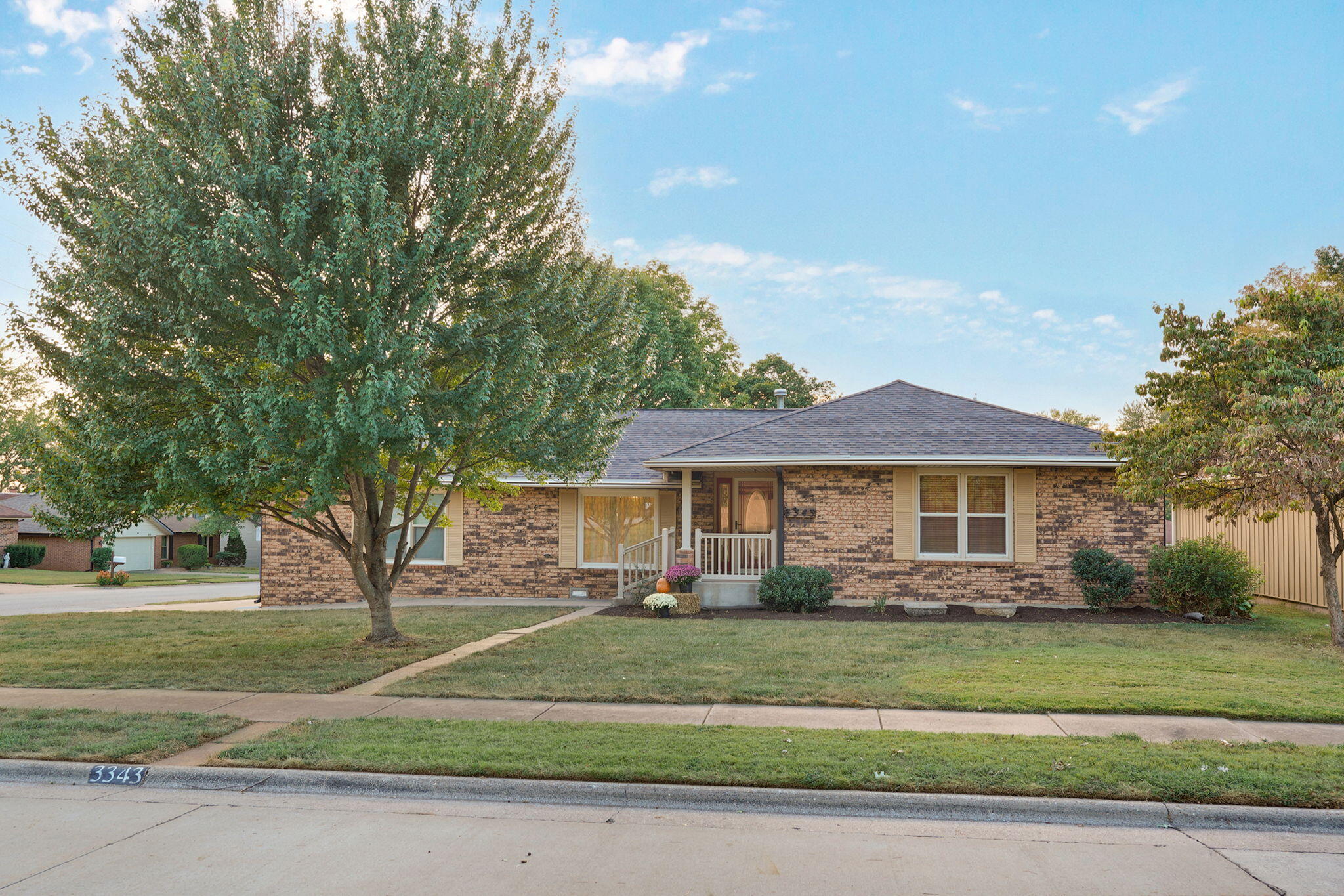 Photo 5 - Residential for sale – 3343 S Virginia Avenue  Springfield, MO