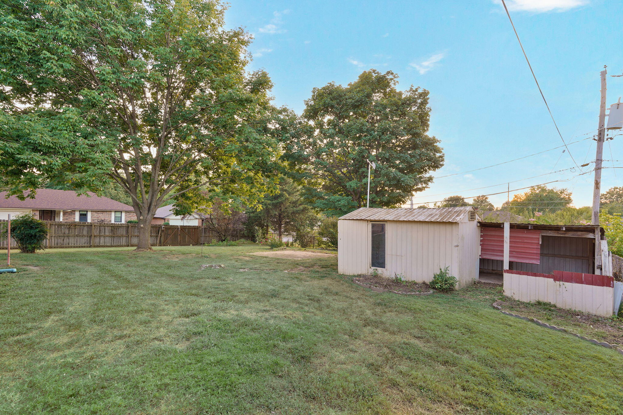 Photo 11 - Residential for sale – 3343 S Virginia Avenue  Springfield, MO