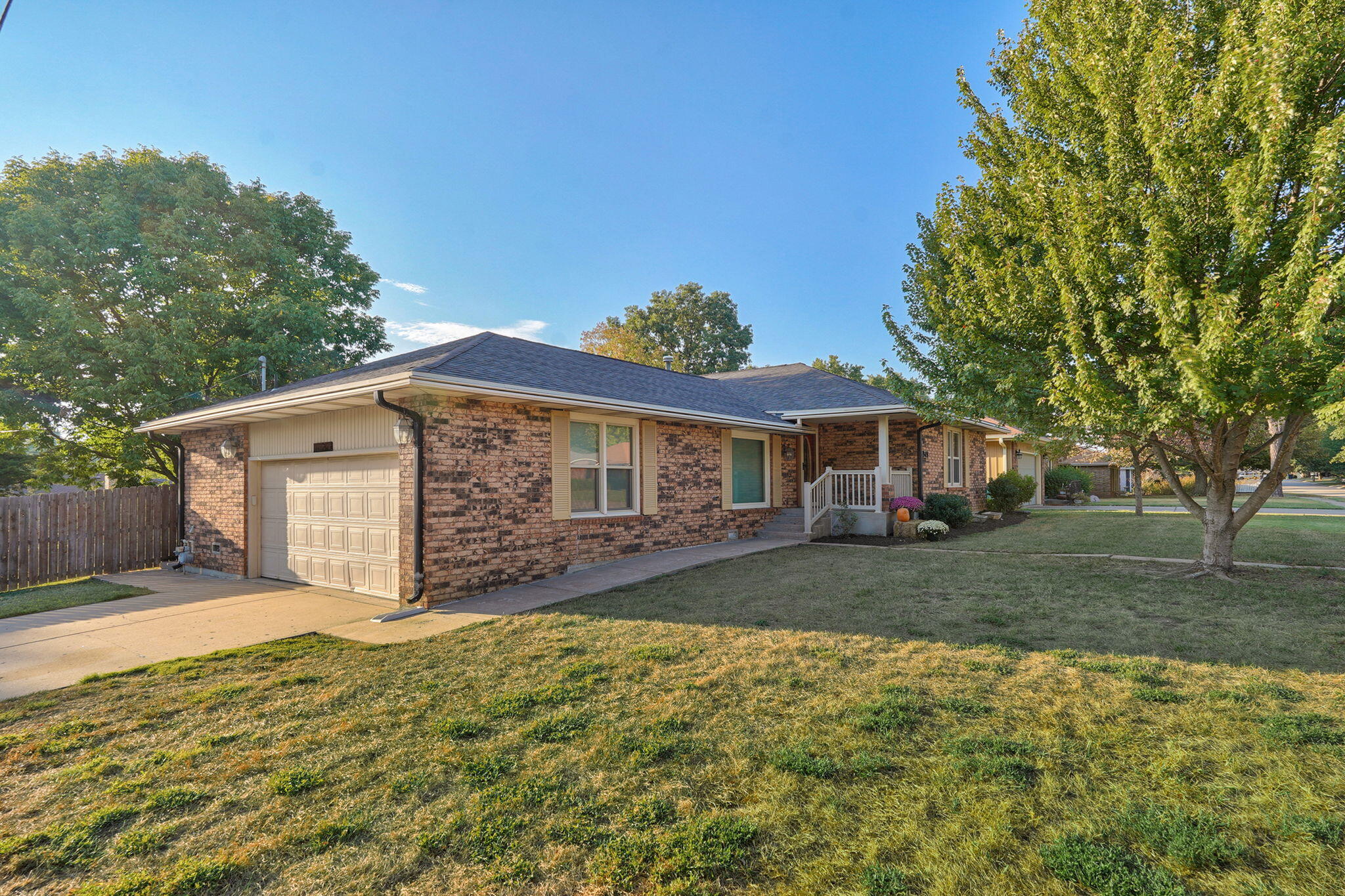 Photo 6 - Residential for sale – 3343 S Virginia Avenue  Springfield, MO